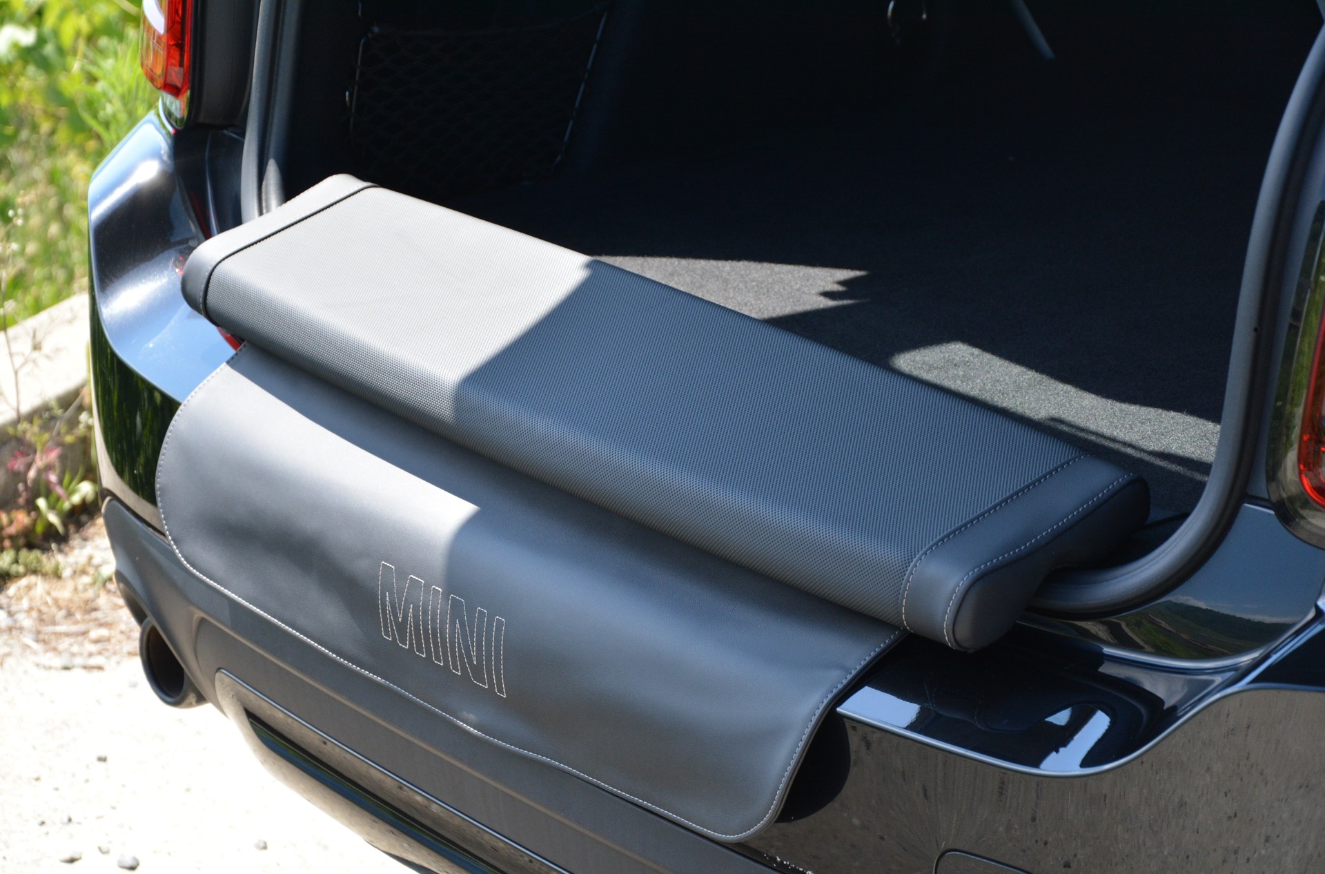MINI Countryman Cooper SE ALL4 PHEV Steptronic-image-5