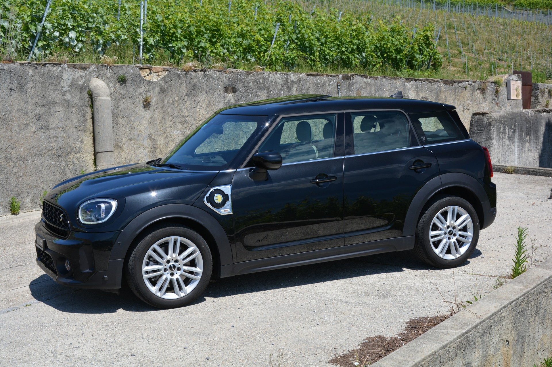MINI Countryman Cooper SE ALL4 PHEV Steptronic-image-2