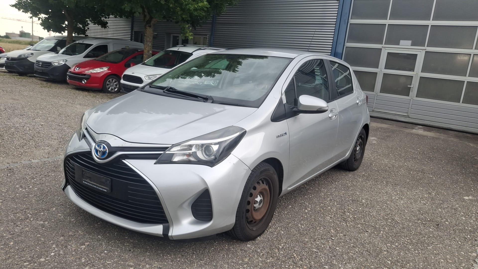 TOYOTA Yaris 1.5 VVT-i Hybrid Trend e-CVT-image-7