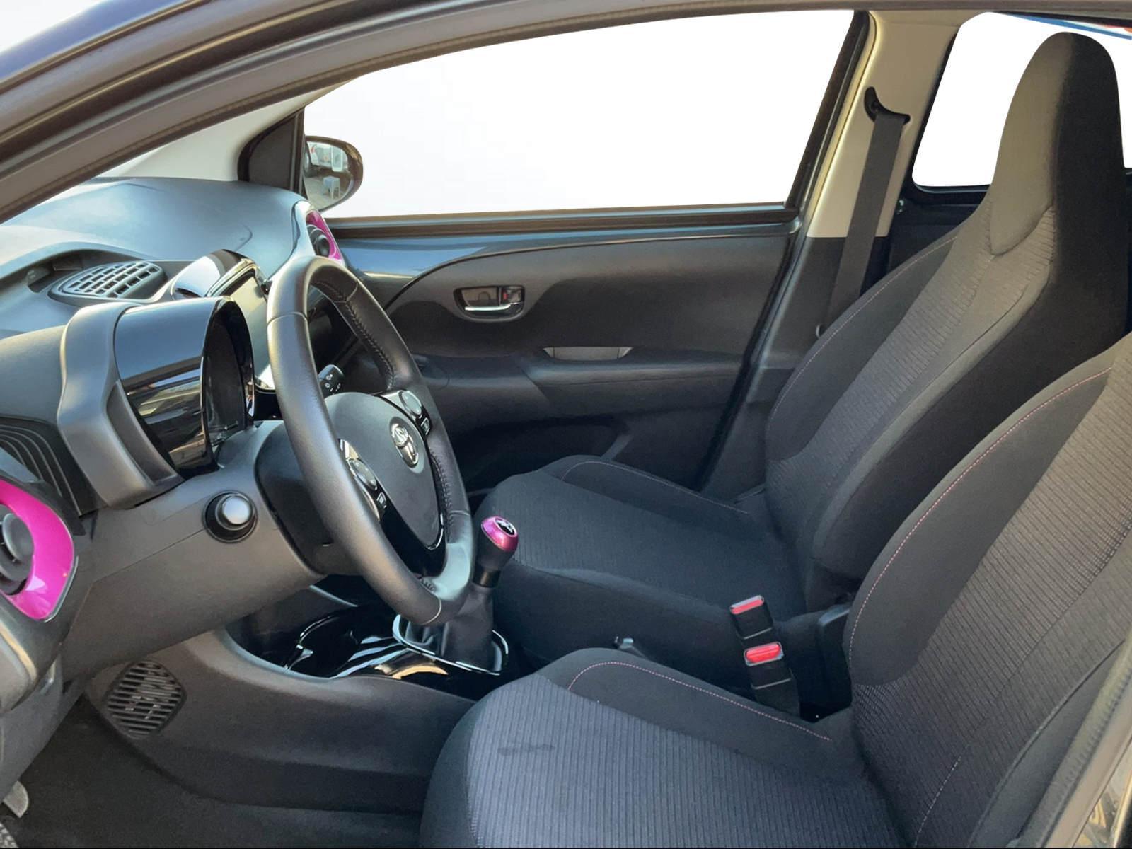 TOYOTA Aygo 1.0 VVT-i Limited Grey-image-4