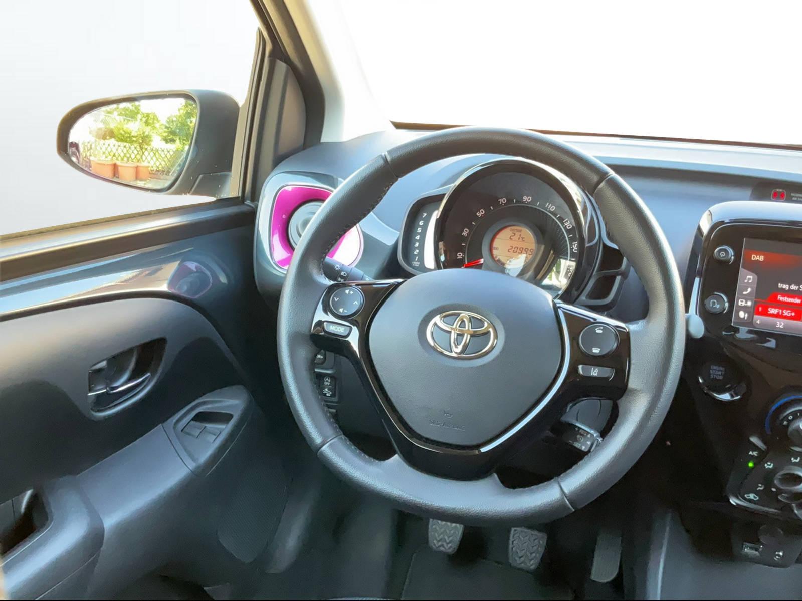 TOYOTA Aygo 1.0 VVT-i Limited Grey-image-6