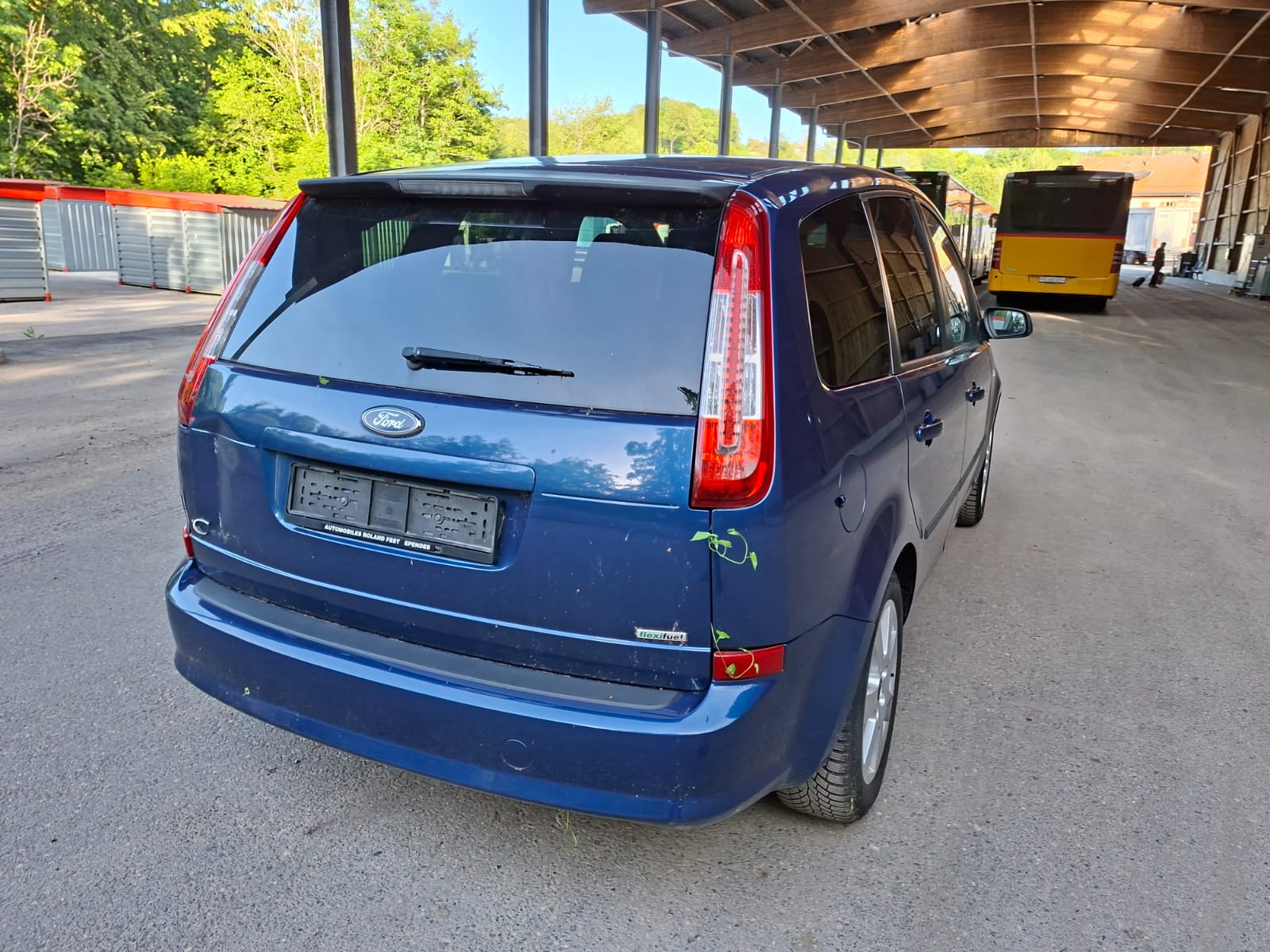 FORD C-Max 1.8 Flexifuel Titanium-image-4