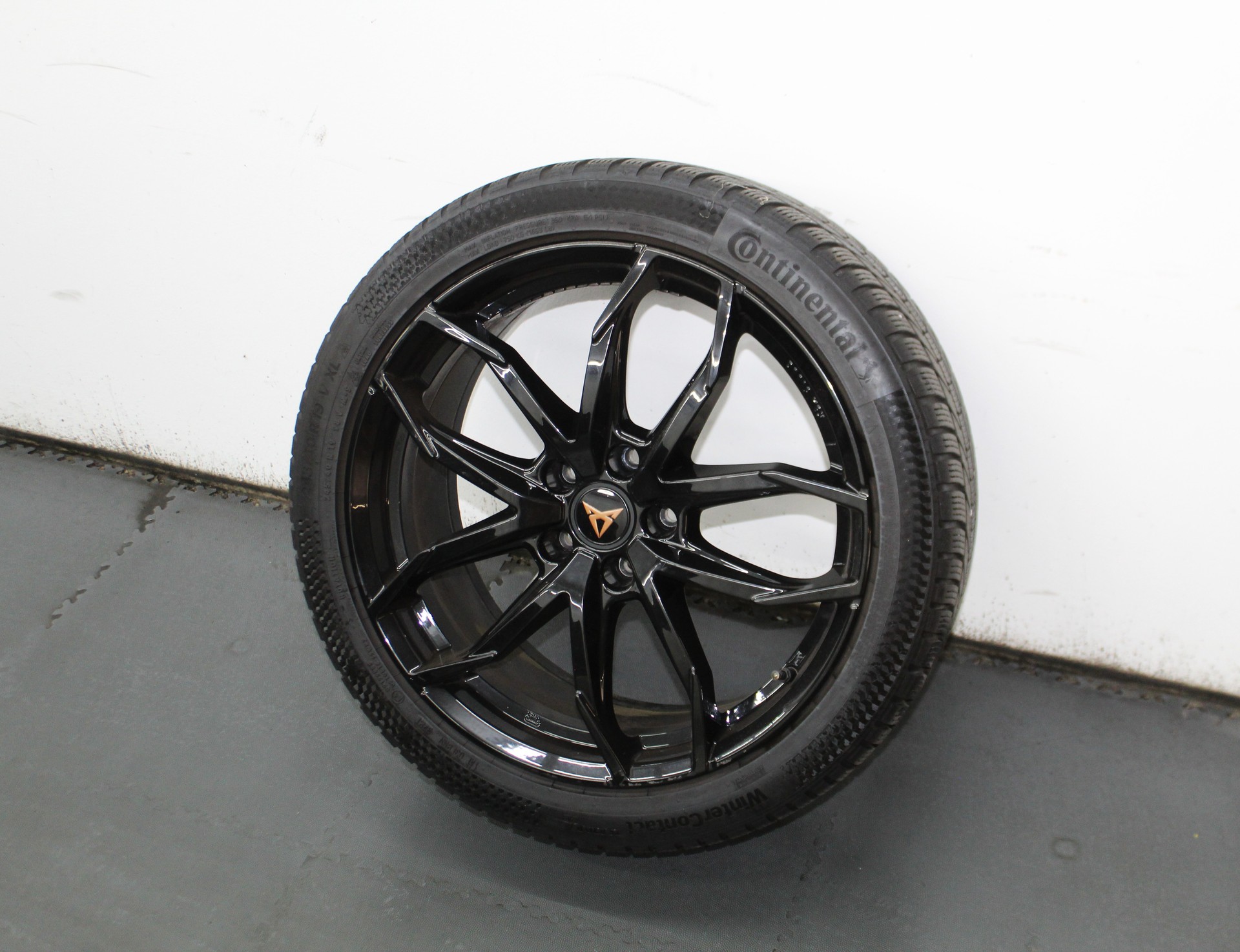 CUPRA Formentor 2.5TSI VZ5 4Drive DSG CUPBucket Sportschalensitze Vollleder / CH-Fahrzeug-image-31
