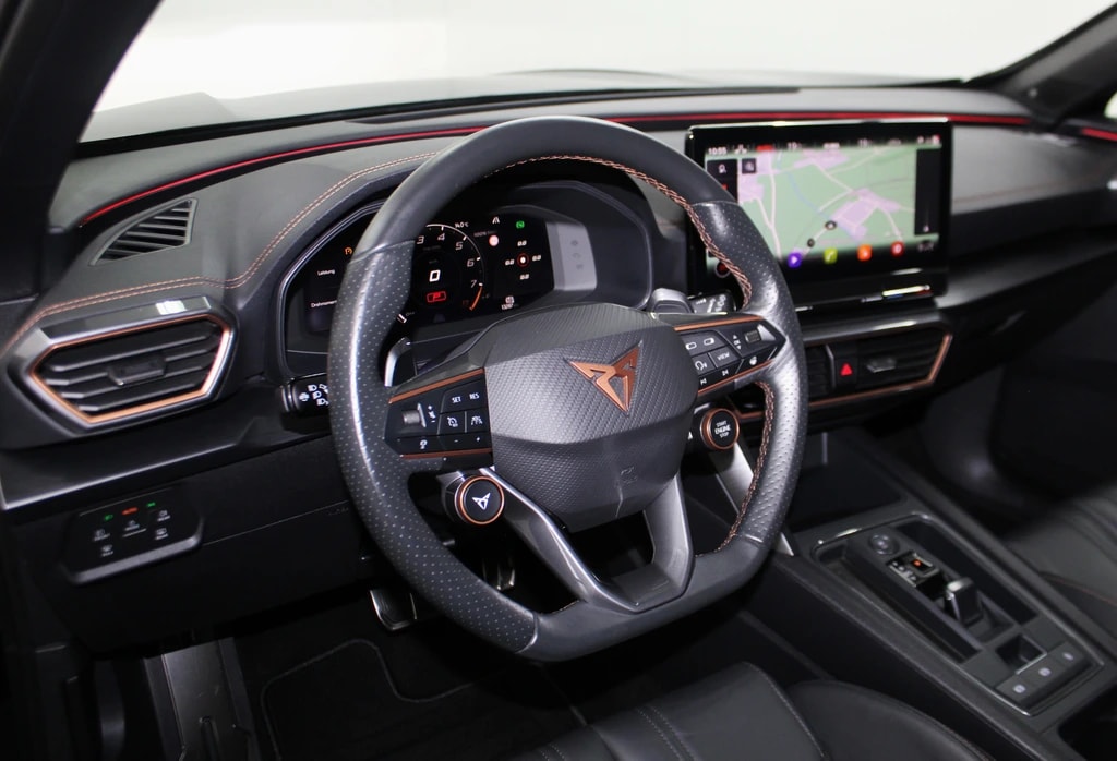 CUPRA Formentor 2.5TSI VZ5 4Drive DSG CUPBucket Sportschalensitze Vollleder / CH-Fahrzeug-image-10