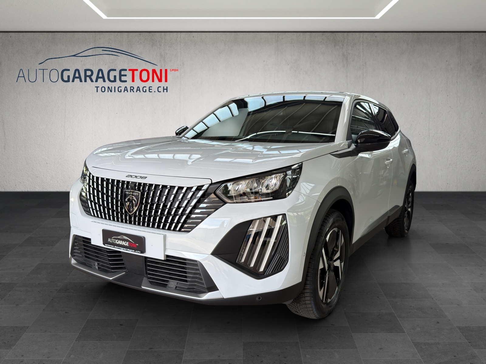 PEUGEOT 2008 1.2 145 MHEV Allure Premium-image-0