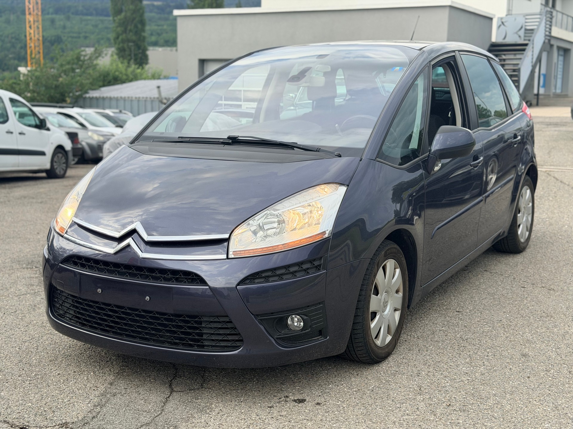 CITROEN C4 Picasso 2.0i 16V Edition Automatic-image-0