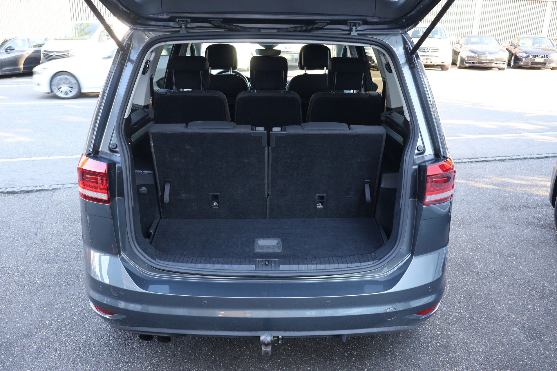 VW Touran 1.4 TSI BlueMotion Technology Sound-image-12