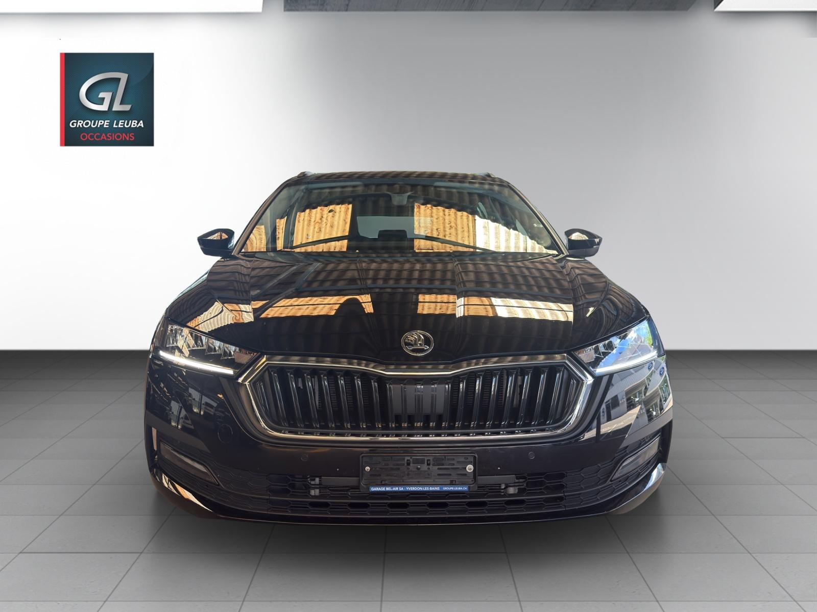 SKODA Octavia Combi 1.4 TSI PHEV DSG Ambition-image-0
