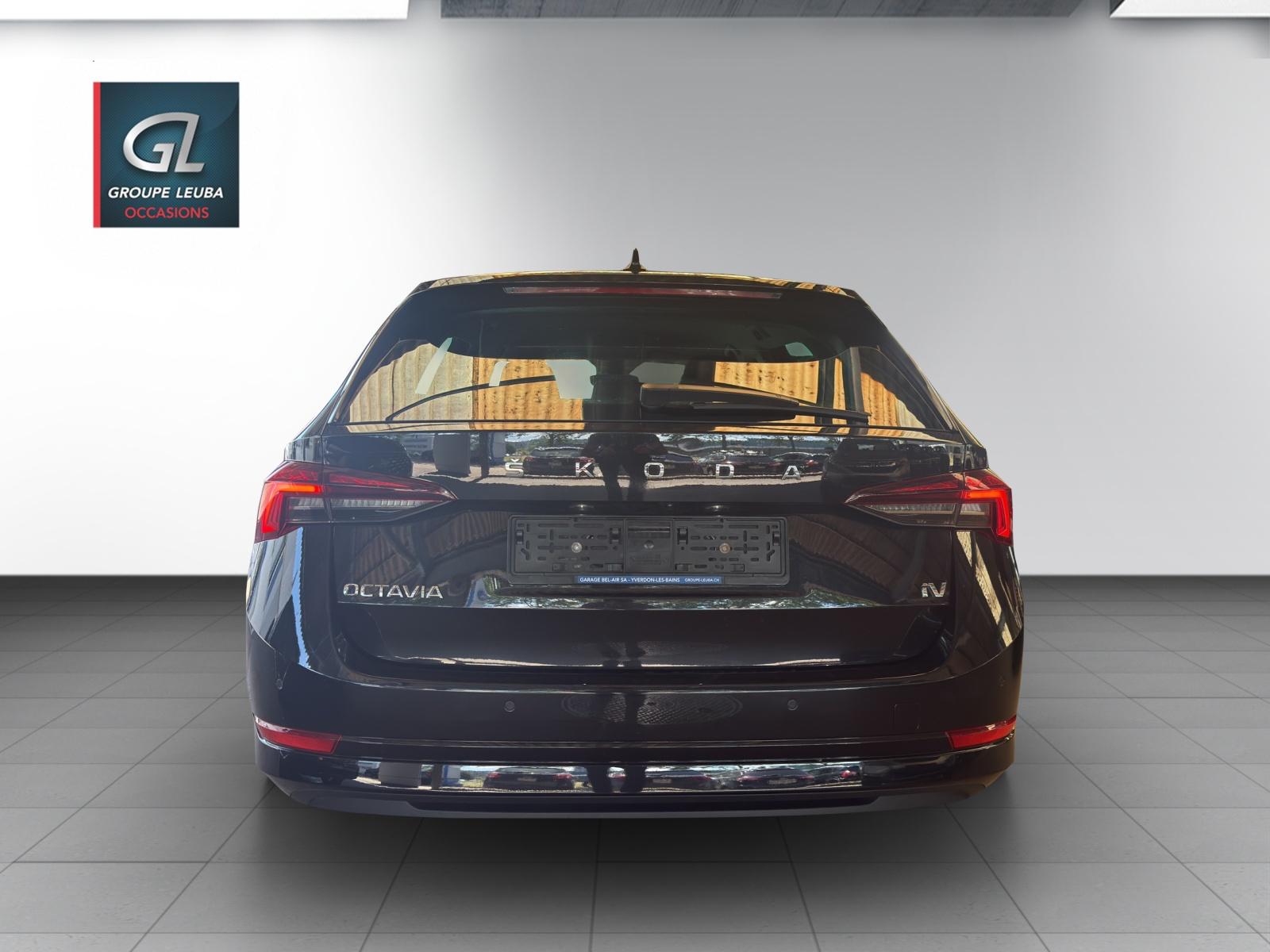 SKODA Octavia Combi 1.4 TSI PHEV DSG Ambition-image-3