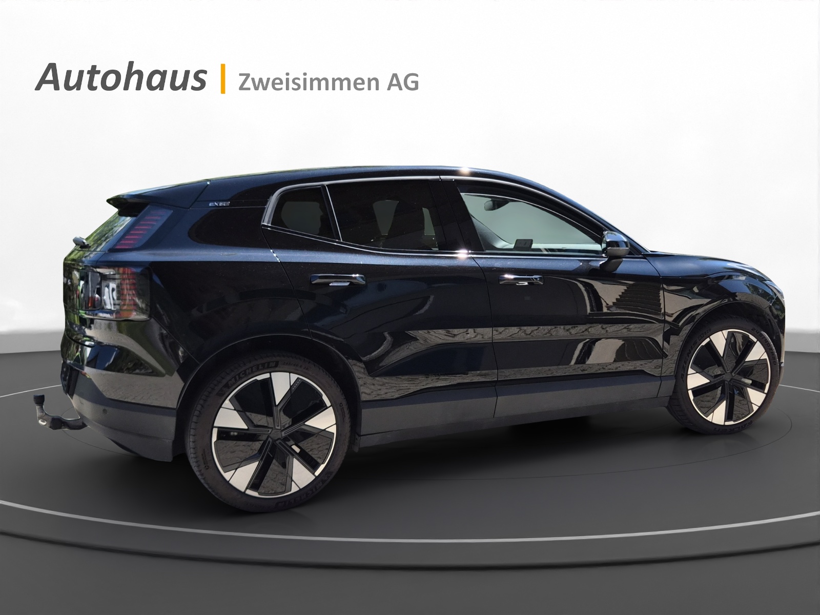 VOLVO EX30 E60 69kWh Twin Plus-image-5
