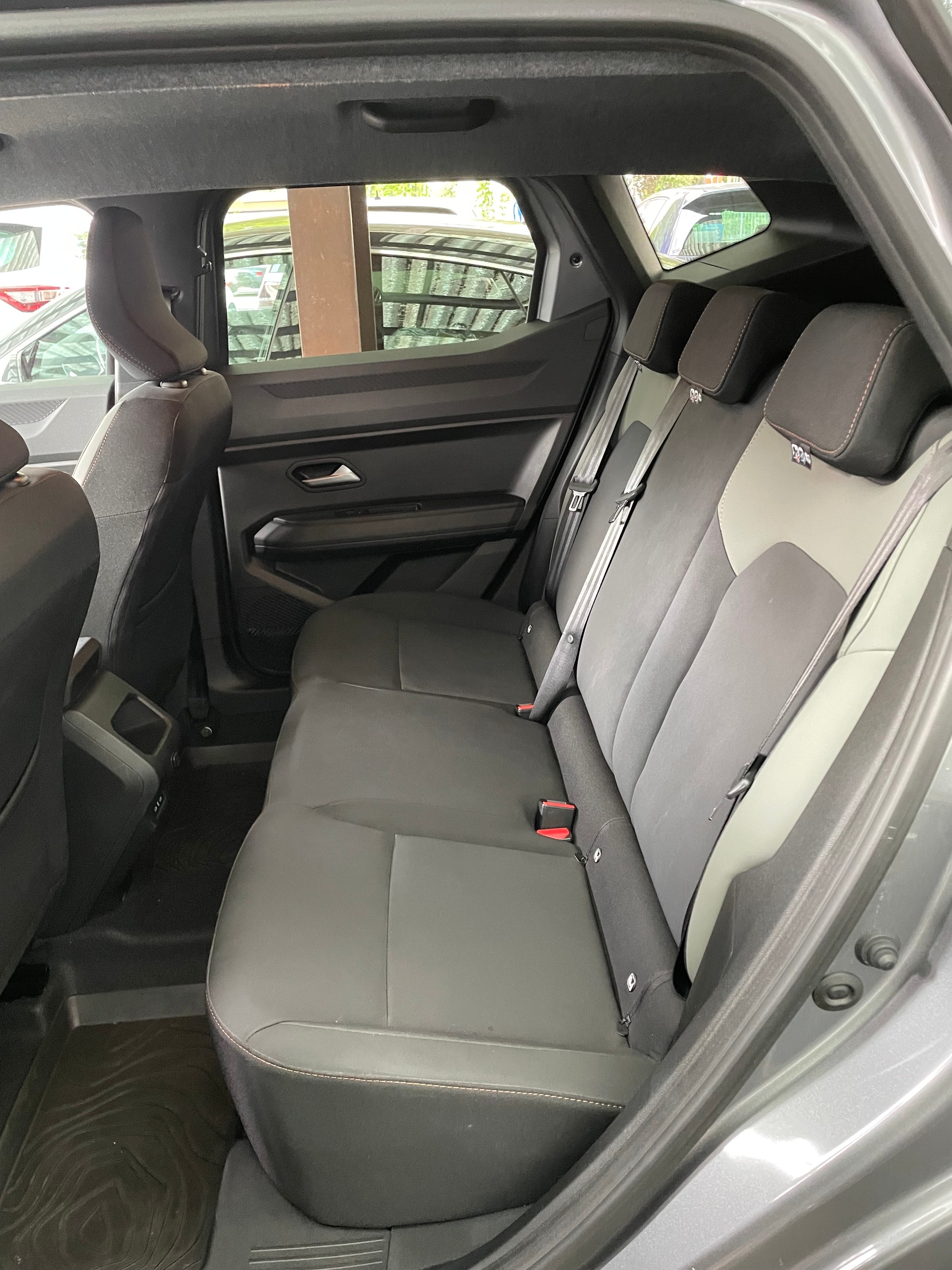 DACIA Duster TCe 130 48V Extreme 4x4-image-8