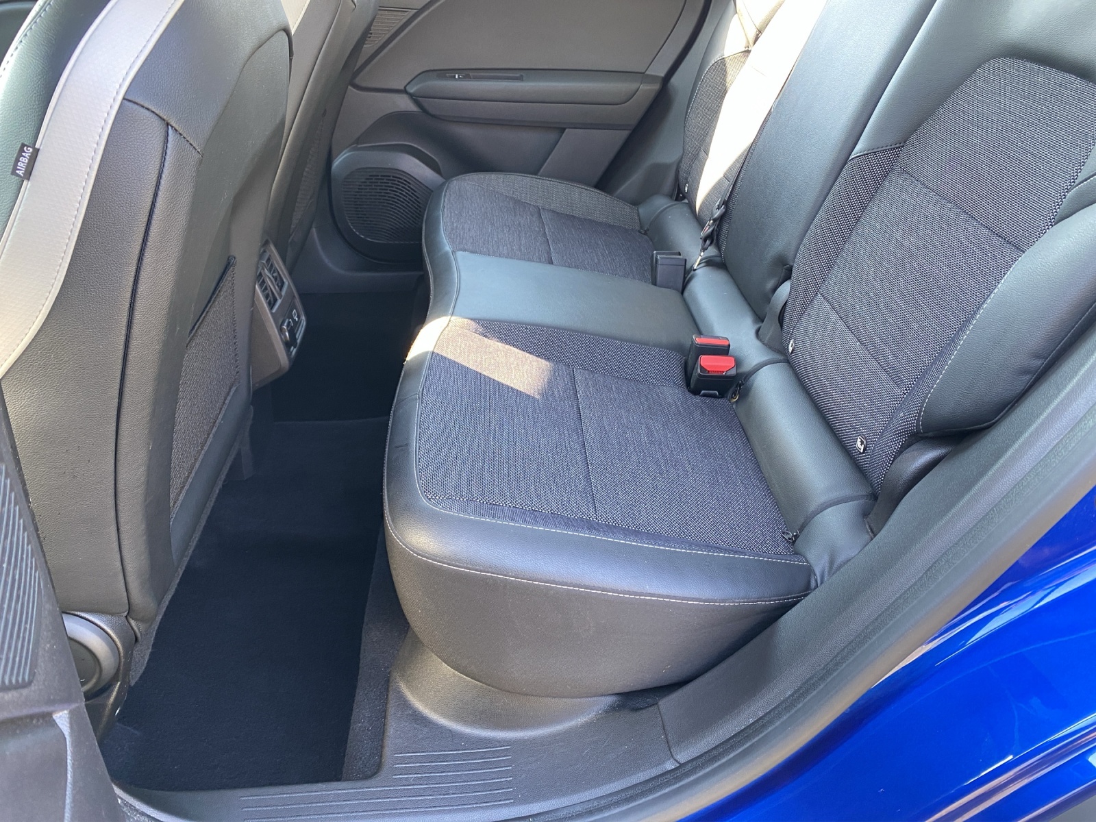 RENAULT Captur 1.3 TCe EDC Intens EDC-image-9