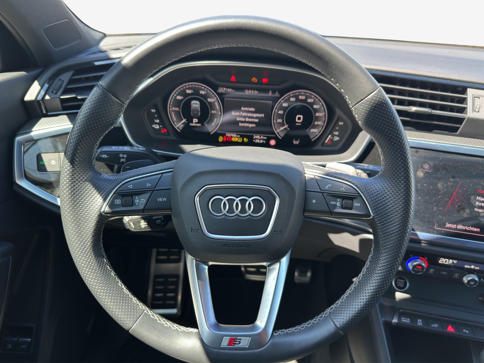 AUDI Q3 Sportback 45 TFSI e S-tronic-image-9