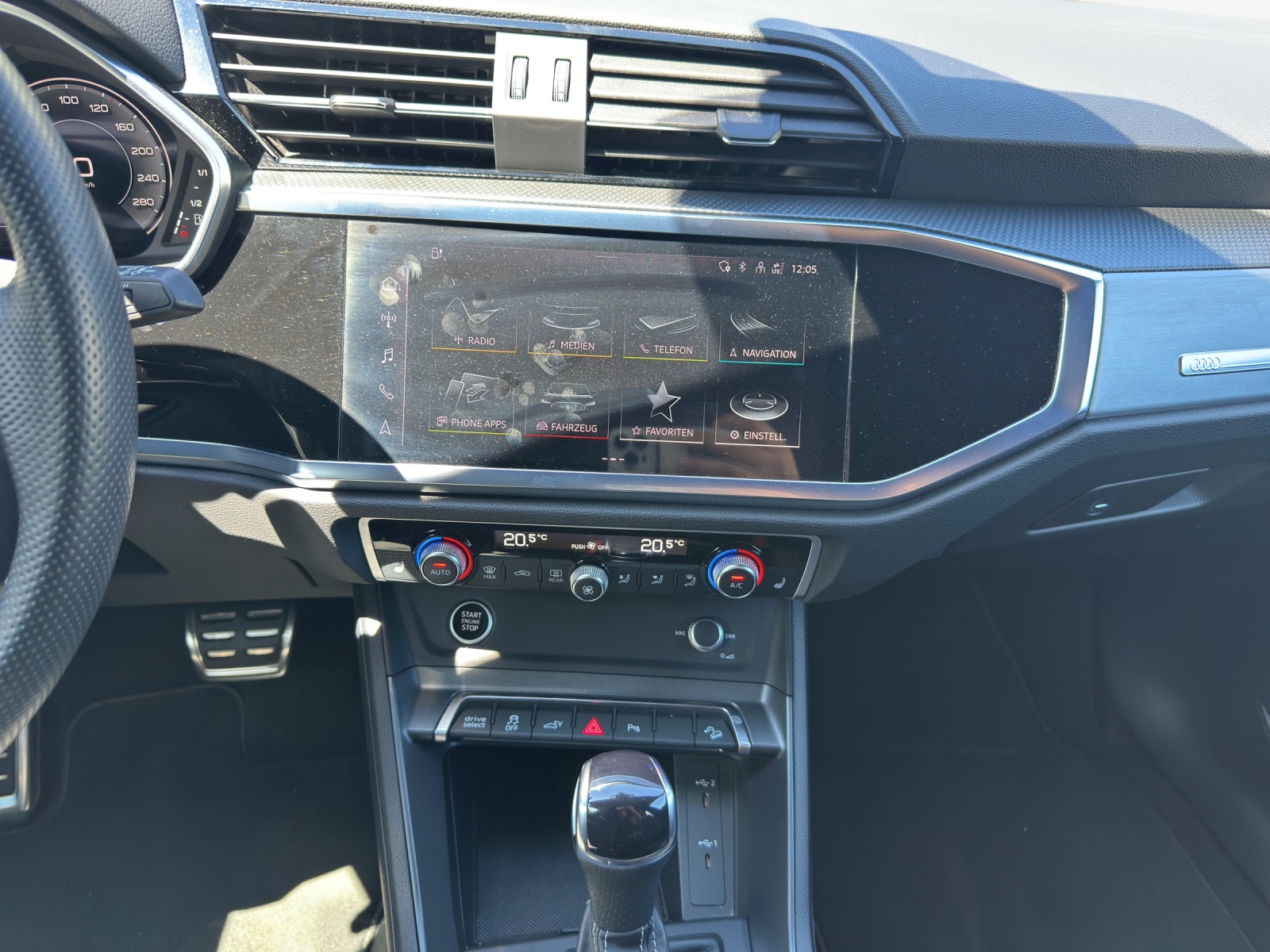 AUDI Q3 Sportback 45 TFSI e S-tronic-image-10
