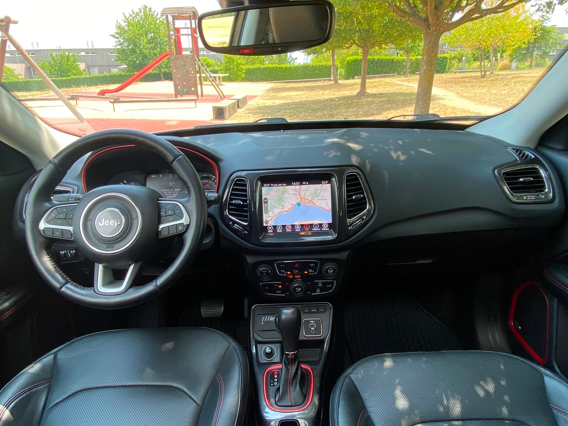 JEEP Compass 1.3 T PHEV Trailhawk AWD - Véhicule Suisse de 1ère Main - Nouvelle Expertise - NEU MFK : 31.07.2026 - Garantie 12 mois-image-9