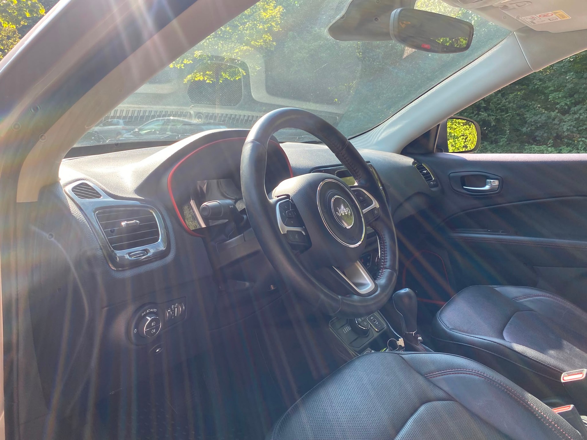 JEEP Compass 1.3 T PHEV Trailhawk AWD - Véhicule Suisse de 1ère Main - Nouvelle Expertise - NEU MFK : 31.07.2026 - Garantie 12 mois-image-13