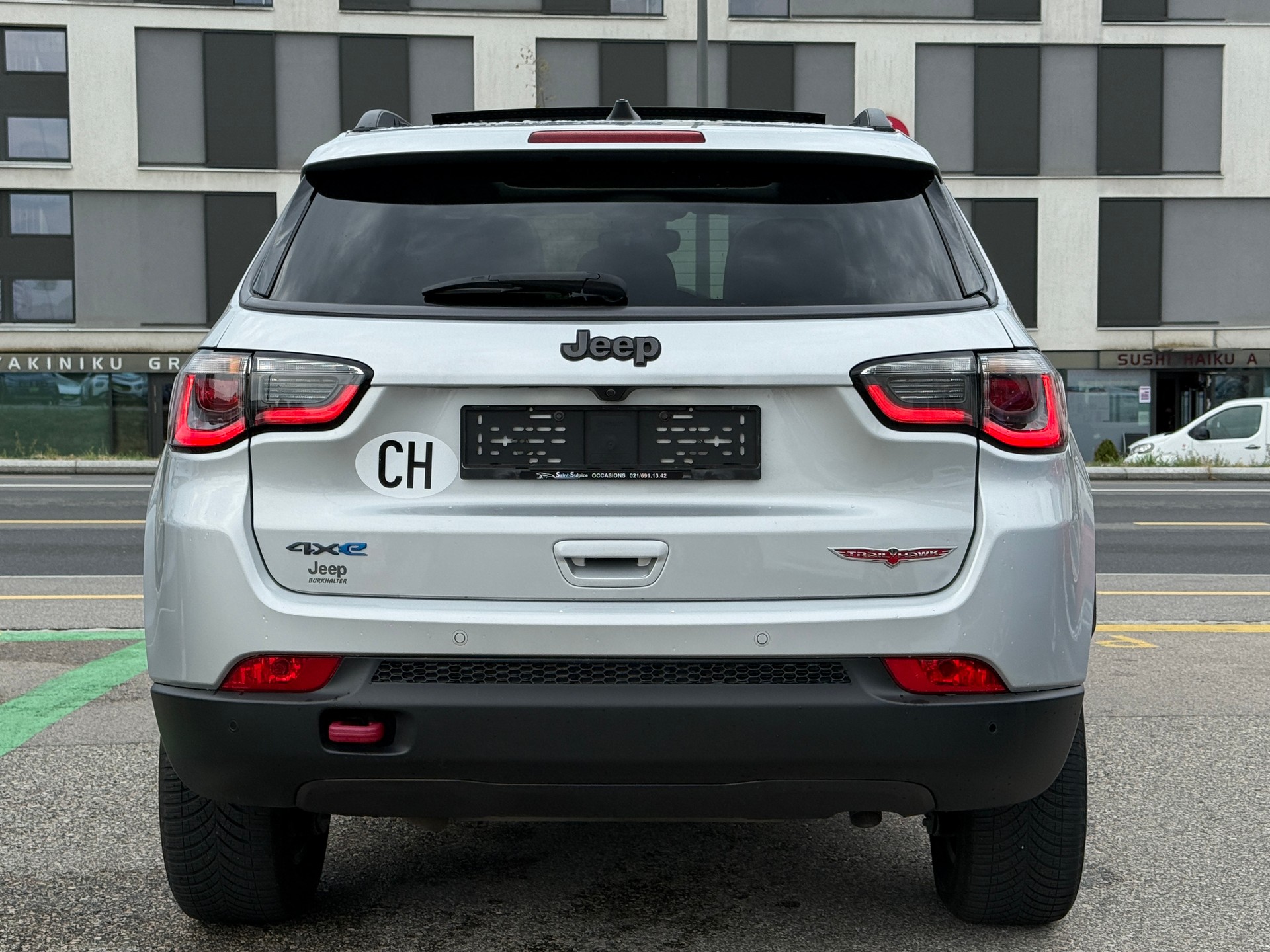 JEEP Compass 1.3 T PHEV Trailhawk AWD - Véhicule Suisse de 1ère Main - Nouvelle Expertise - NEU MFK : 31.07.2026 - Garantie dès 350.--image-3