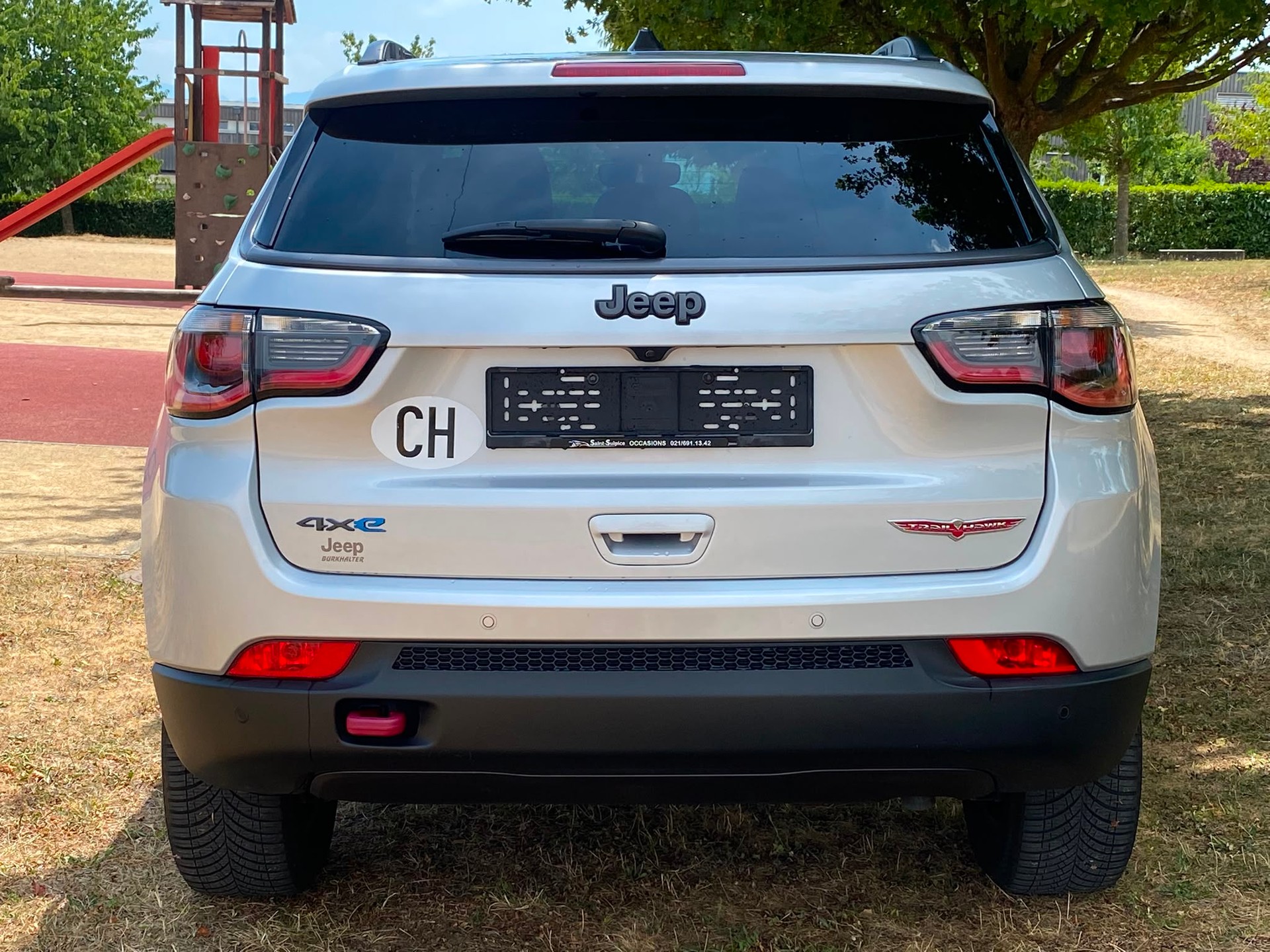 JEEP Compass 1.3 T PHEV Trailhawk AWD - Véhicule Suisse de 1ère Main - Nouvelle Expertise - NEU MFK : 31.07.2026 - Garantie 12 mois-image-4