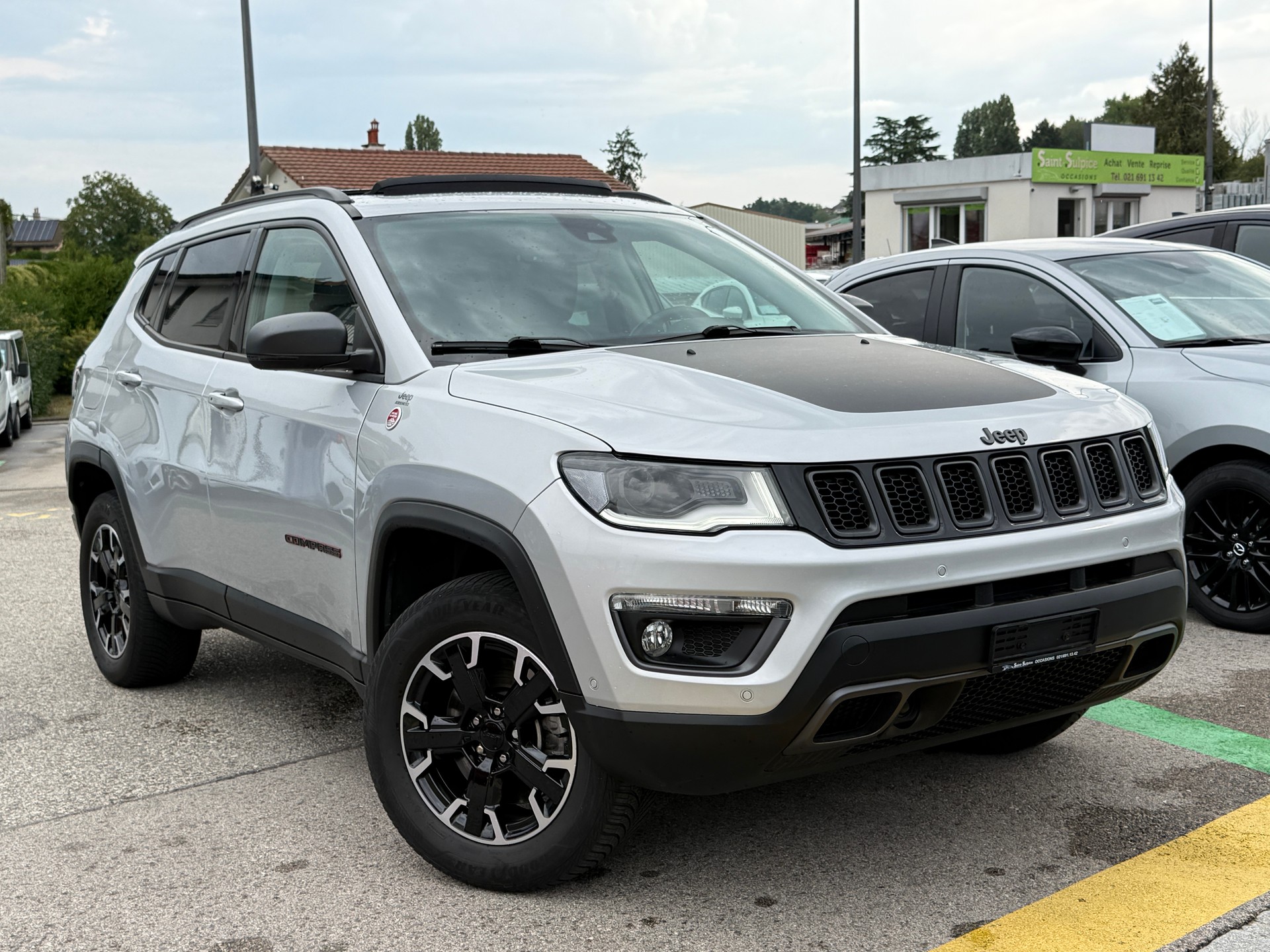 JEEP Compass 1.3 T PHEV Trailhawk AWD - Véhicule Suisse de 1ère Main - Nouvelle Expertise - NEU MFK : 31.07.2026 - Garantie dès 350.--image-1