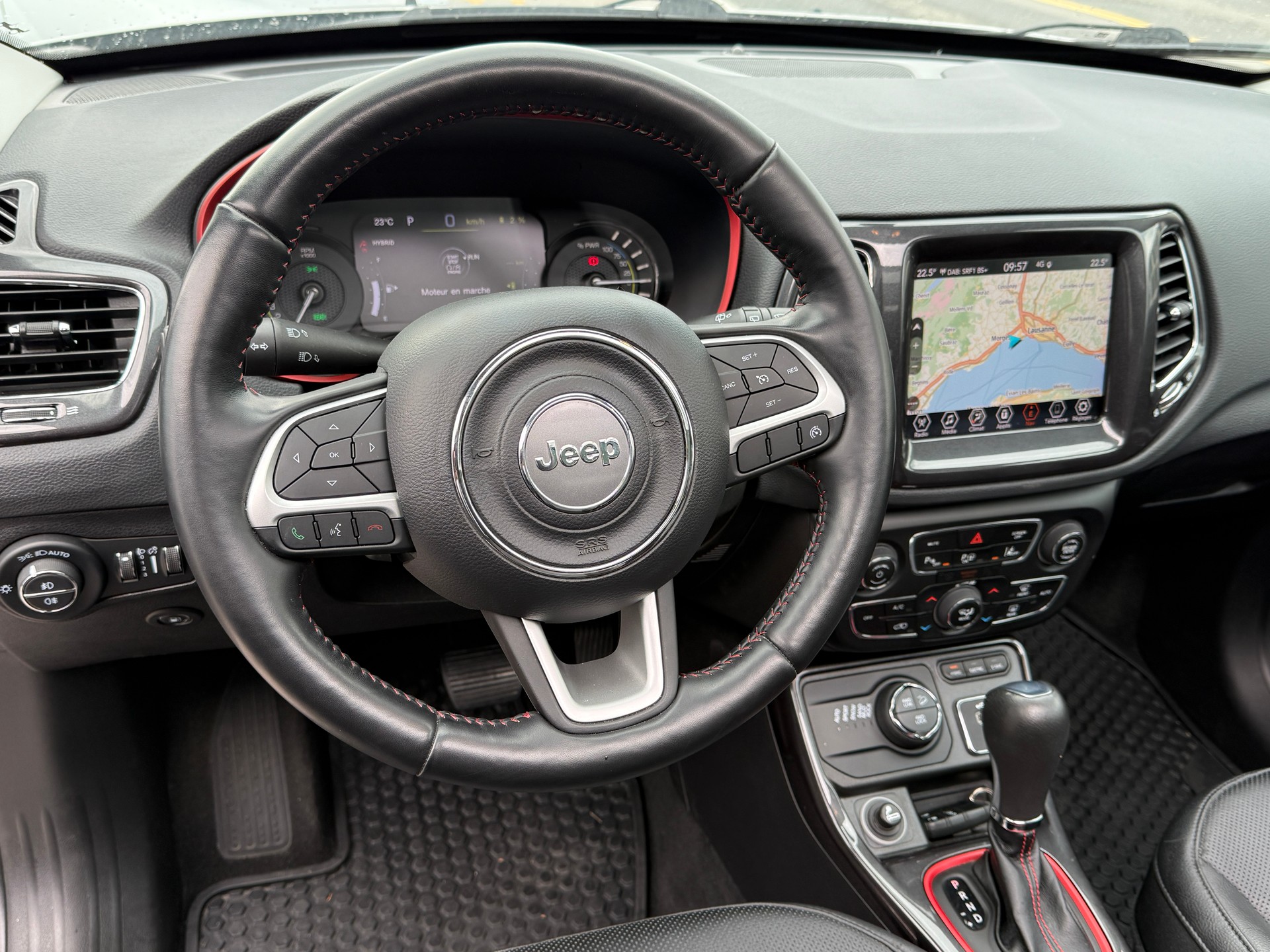 JEEP Compass 1.3 T PHEV Trailhawk AWD - Véhicule Suisse de 1ère Main - Nouvelle Expertise - NEU MFK : 31.07.2026 - Garantie dès 350.--image-23
