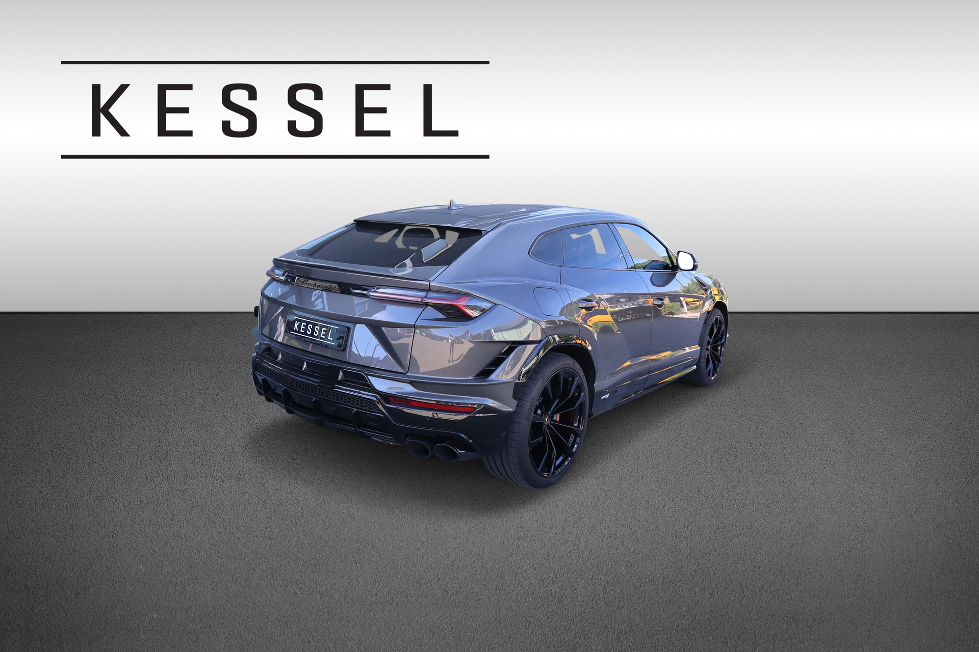 LAMBORGHINI Urus S-image-6