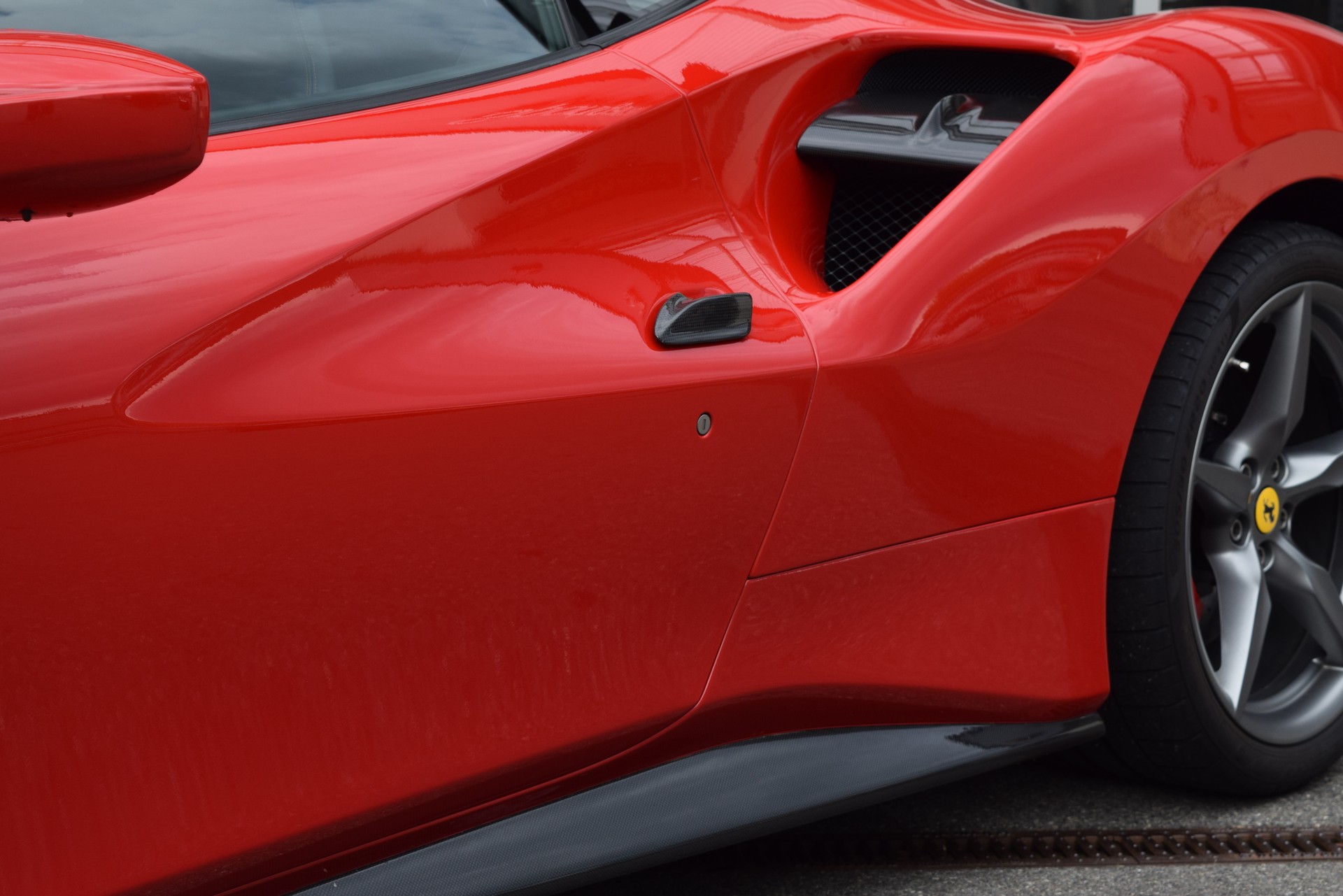 FERRARI 488 GTB 3.9 V8-image-7