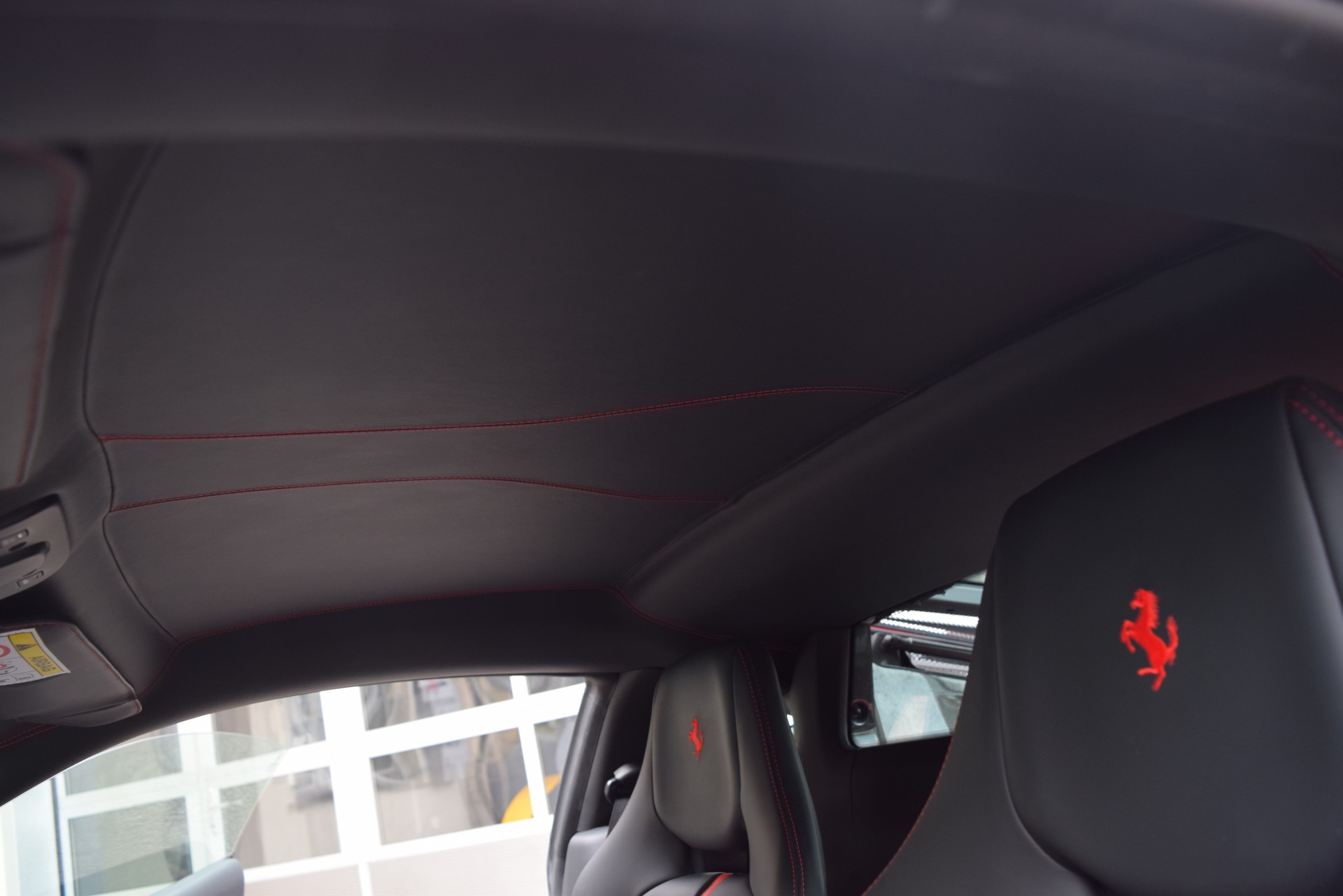 FERRARI 488 GTB 3.9 V8-image-17