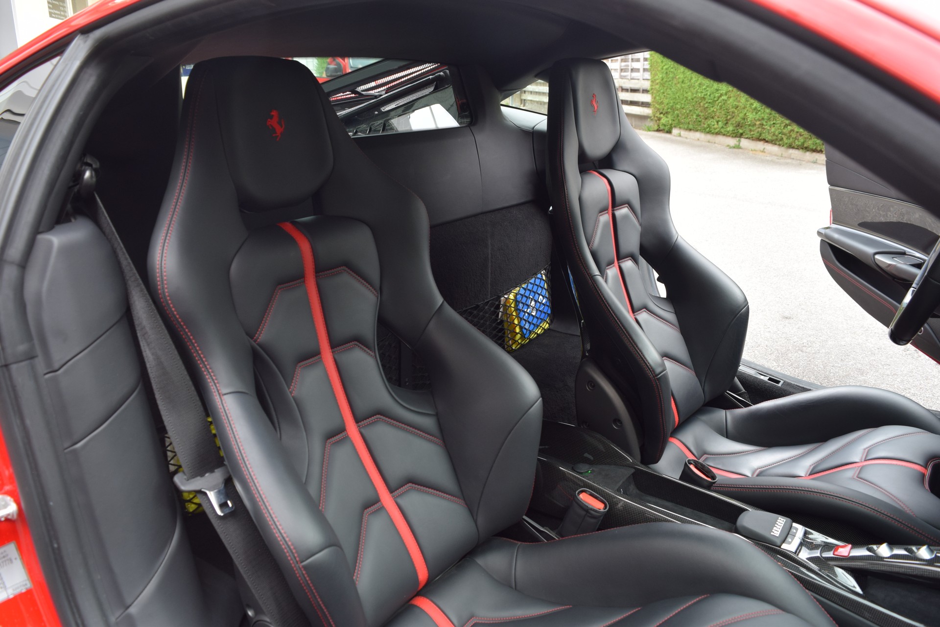 FERRARI 488 GTB 3.9 V8-image-16