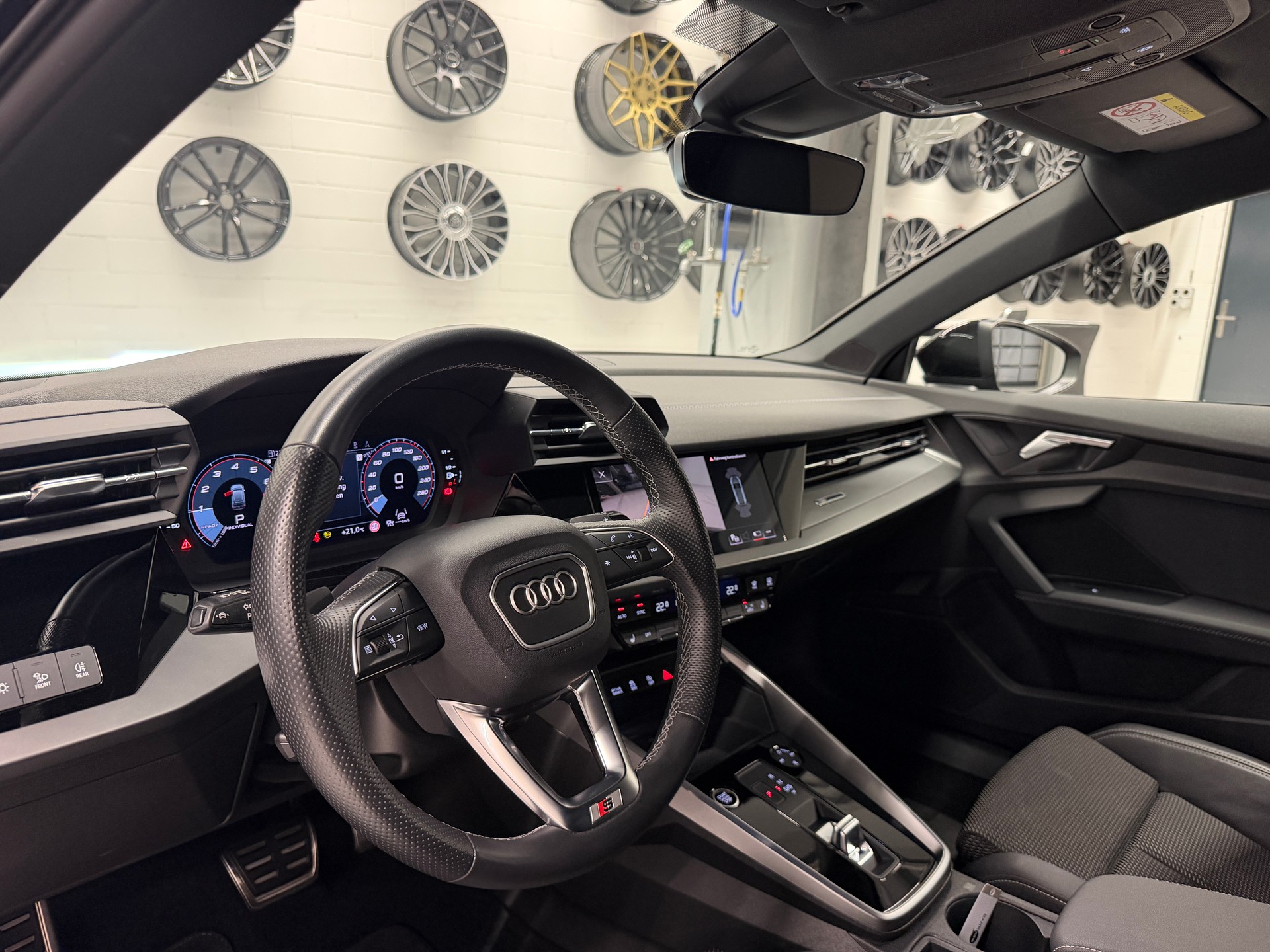 AUDI A3 Sportback 1.5 35 TFSI Advanced S-Tronic *CH-Auto*Gratis Service*Werksgarantie bis 07.2027*Frisch ab Service**-image-12