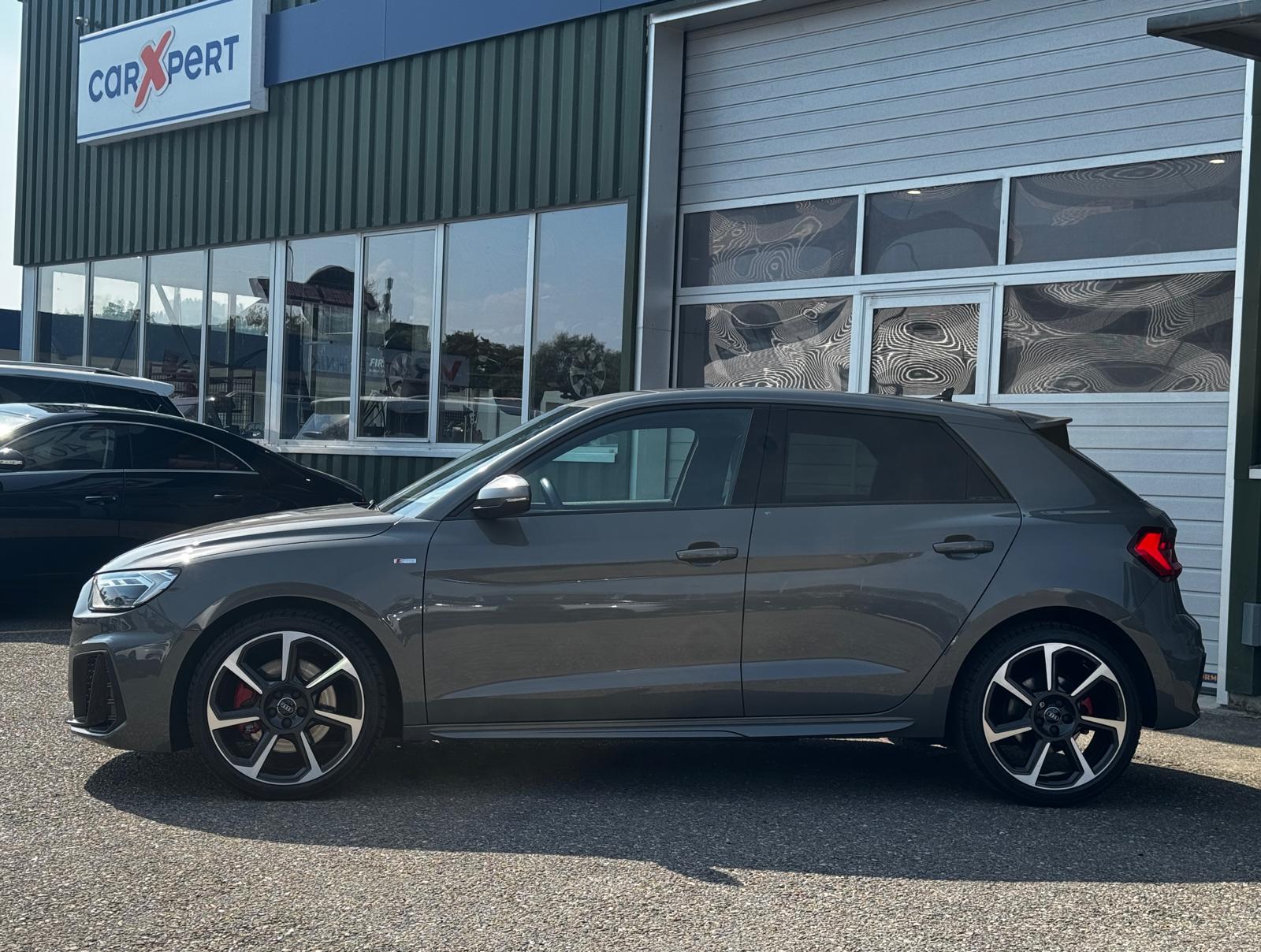 AUDI A1 Sportback 40 TFSI S Line S-tronic-showroom-element-2