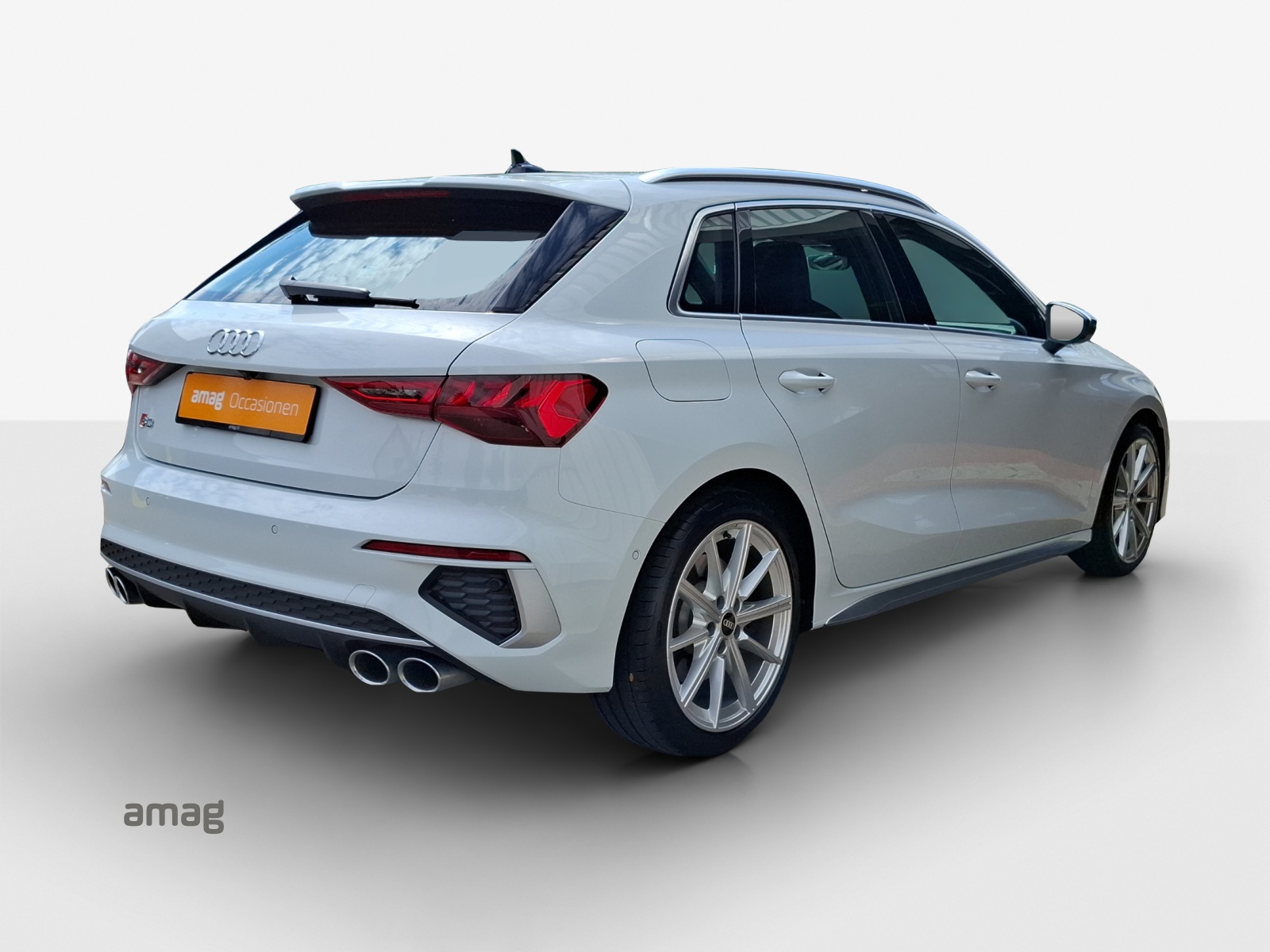 AUDI S3 Sportback 2.0 TFSI quattro S-tronic-image-4