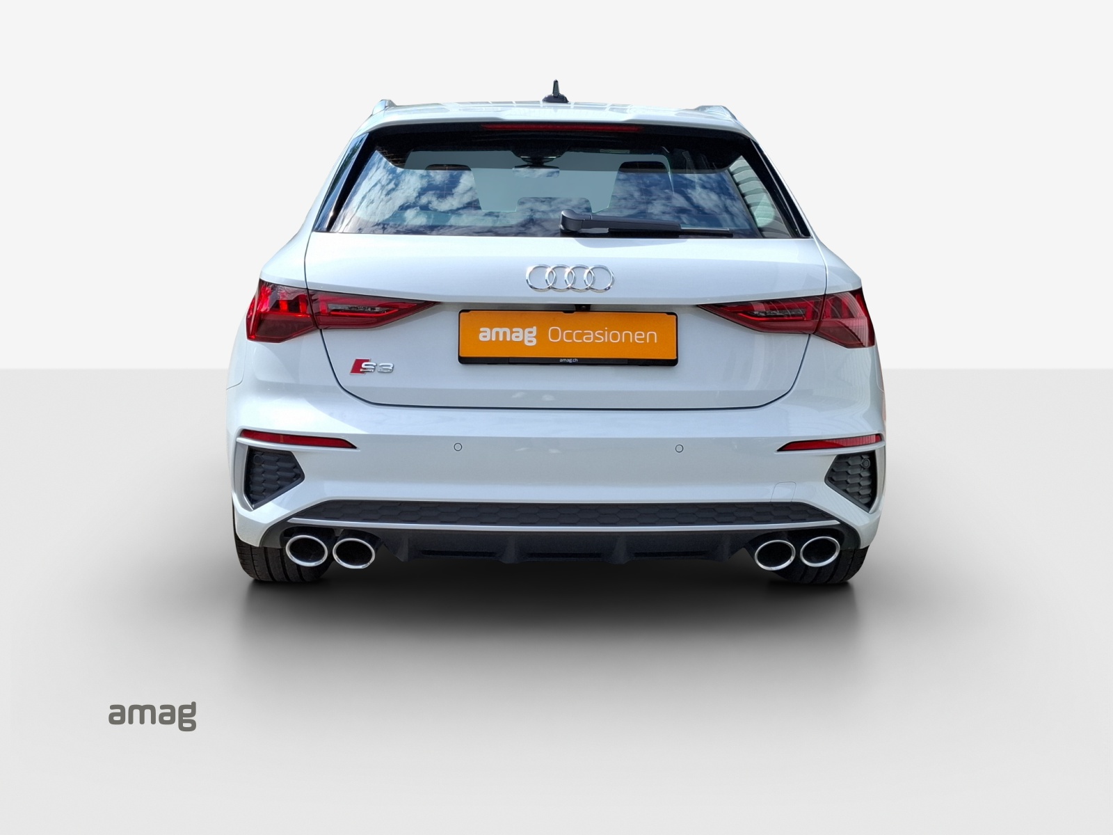 AUDI S3 Sportback 2.0 TFSI quattro S-tronic-showroom-element-3