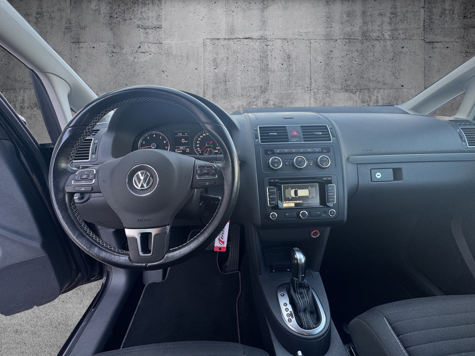 VW Touran 1.4 TSI Comfortline DSG-image-15