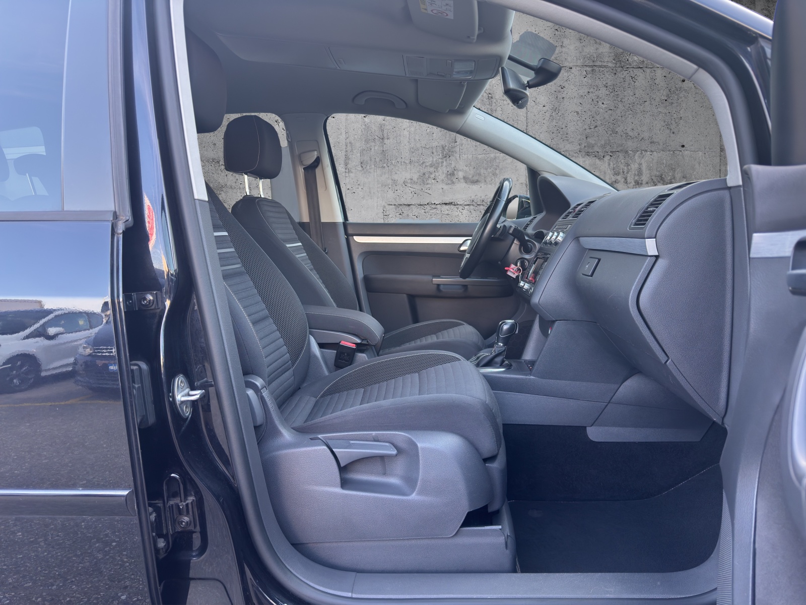 VW Touran 1.4 TSI Comfortline DSG-image-12