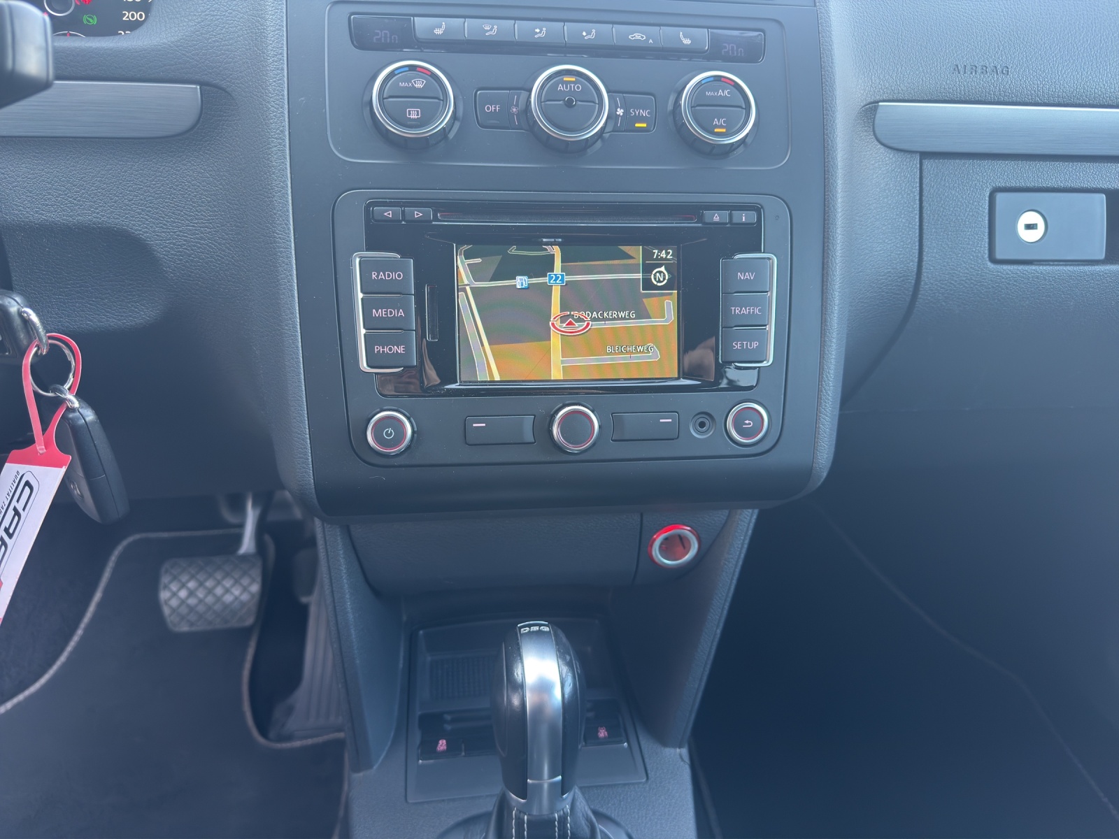 VW Touran 1.4 TSI Comfortline DSG-image-16
