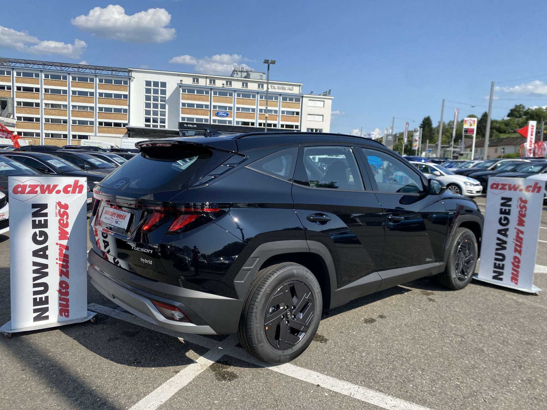 HYUNDAI Tucson 1.6 TGDI HEV Black Line Automat-image-2