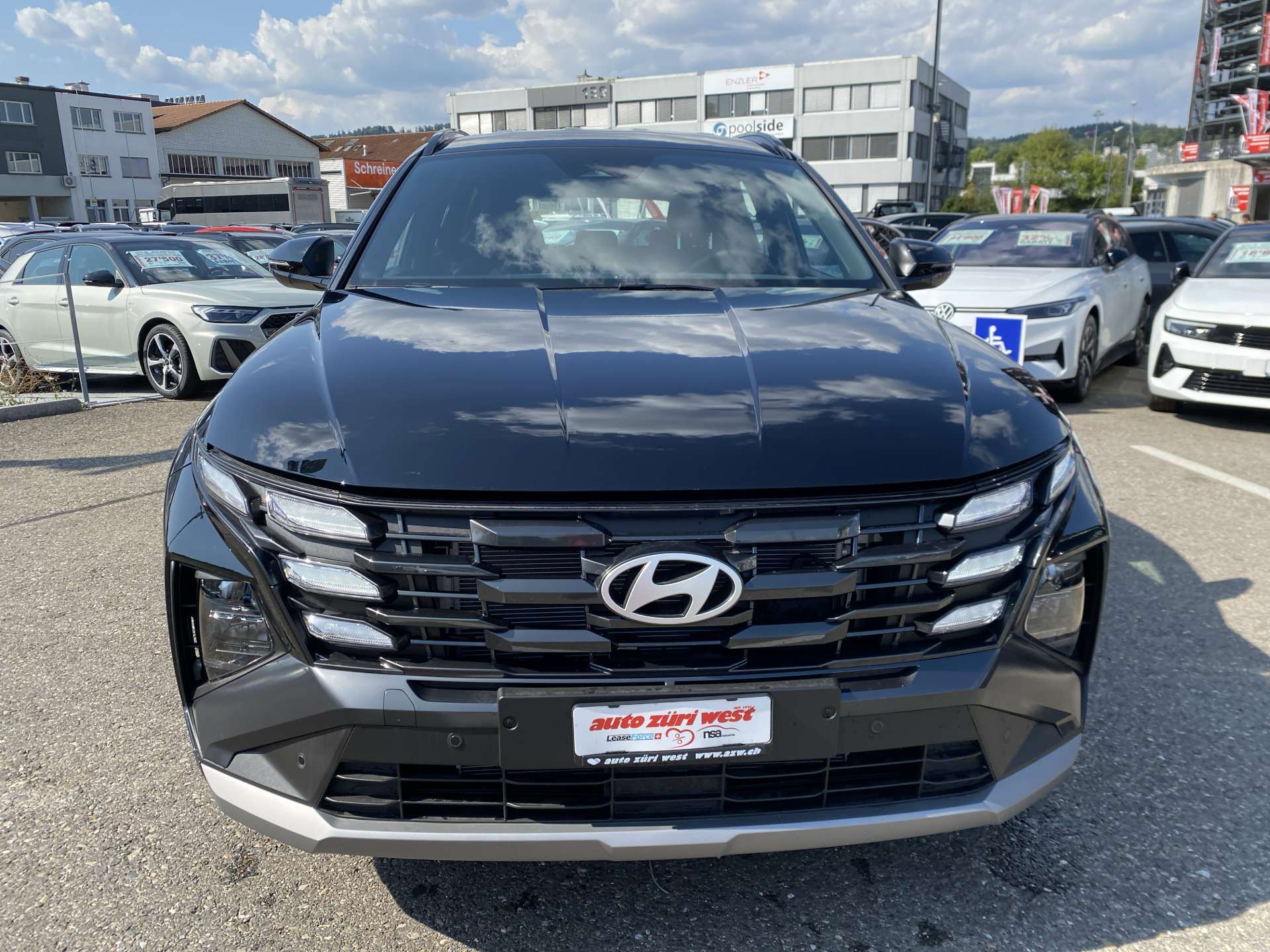 HYUNDAI Tucson 1.6 TGDI HEV Black Line Automat-image-13