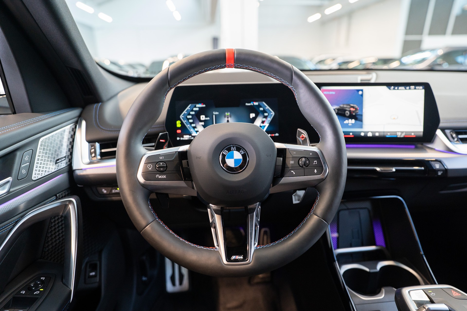 BMW X1 M35i / Head-Up / Harman Kardon / 360° Kamera-image-15