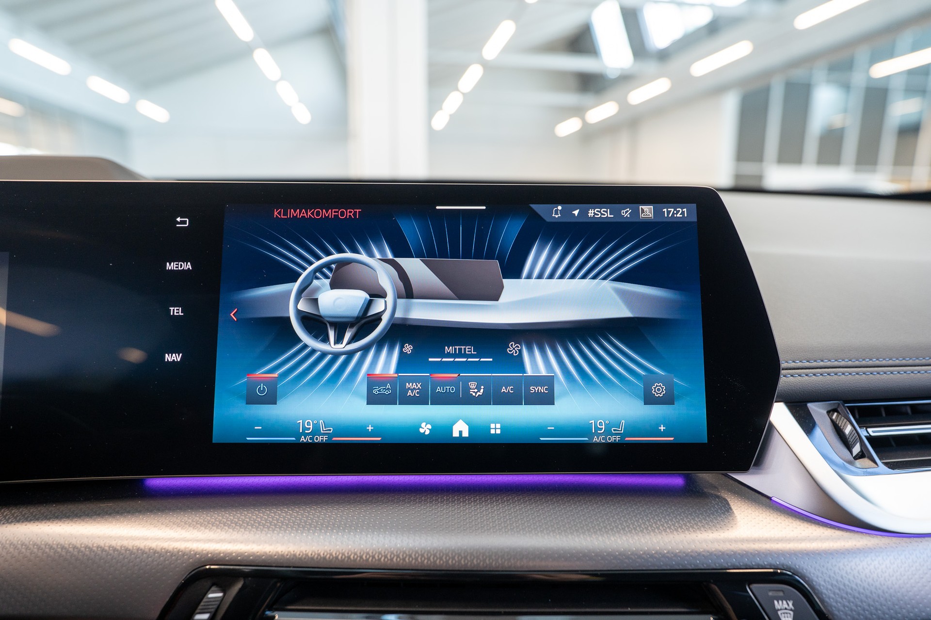 BMW X1 M35i / Head-Up / Harman Kardon / 360° Kamera-image-21