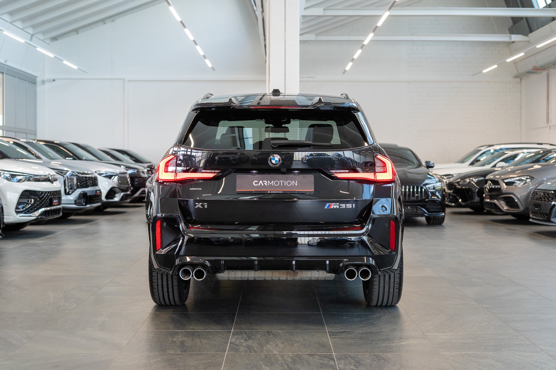 BMW X1 M35i / Head-Up / Harman Kardon / 360° Kamera-image-4