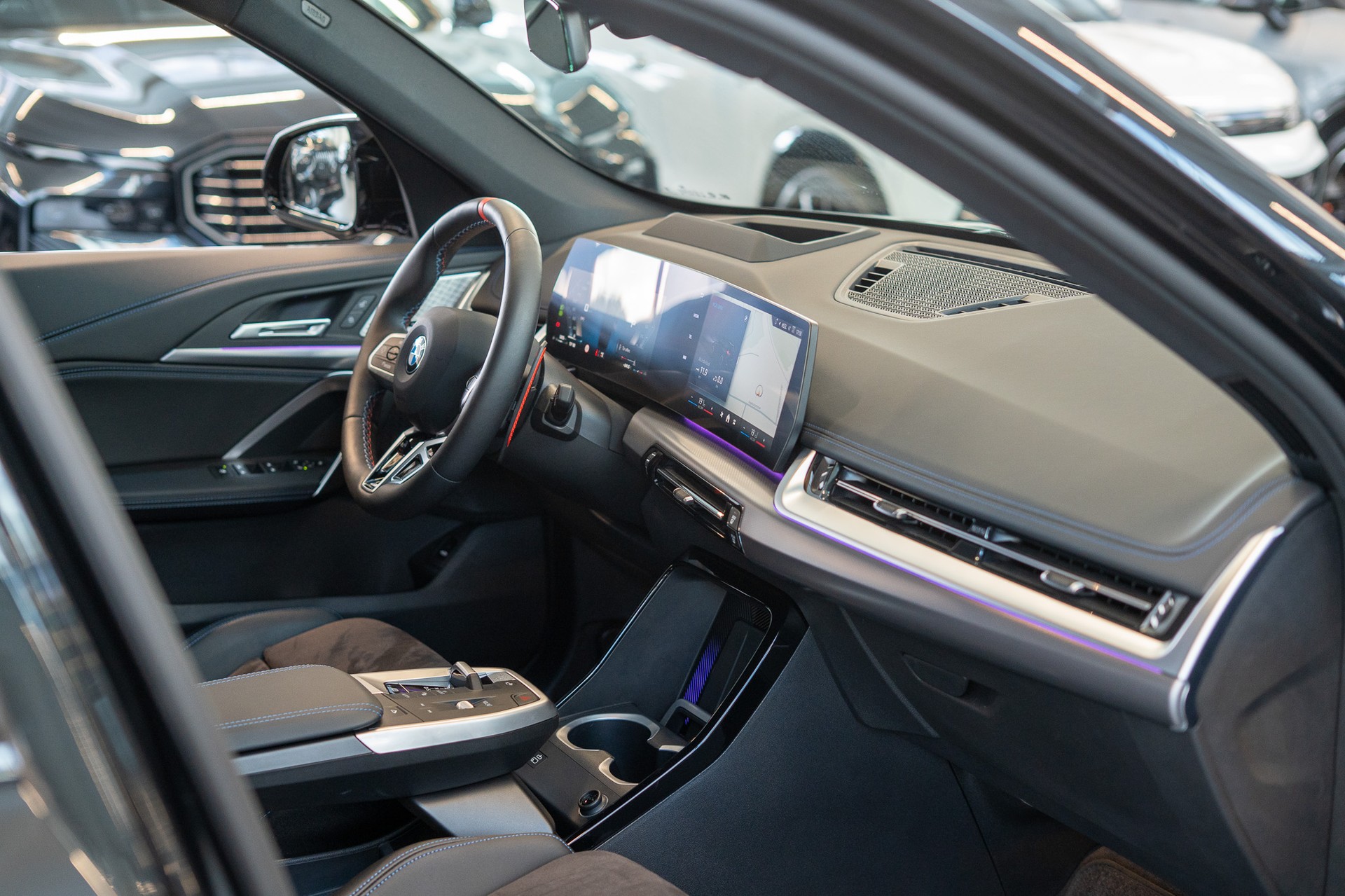 BMW X1 M35i / Head-Up / Harman Kardon / 360° Kamera-image-13