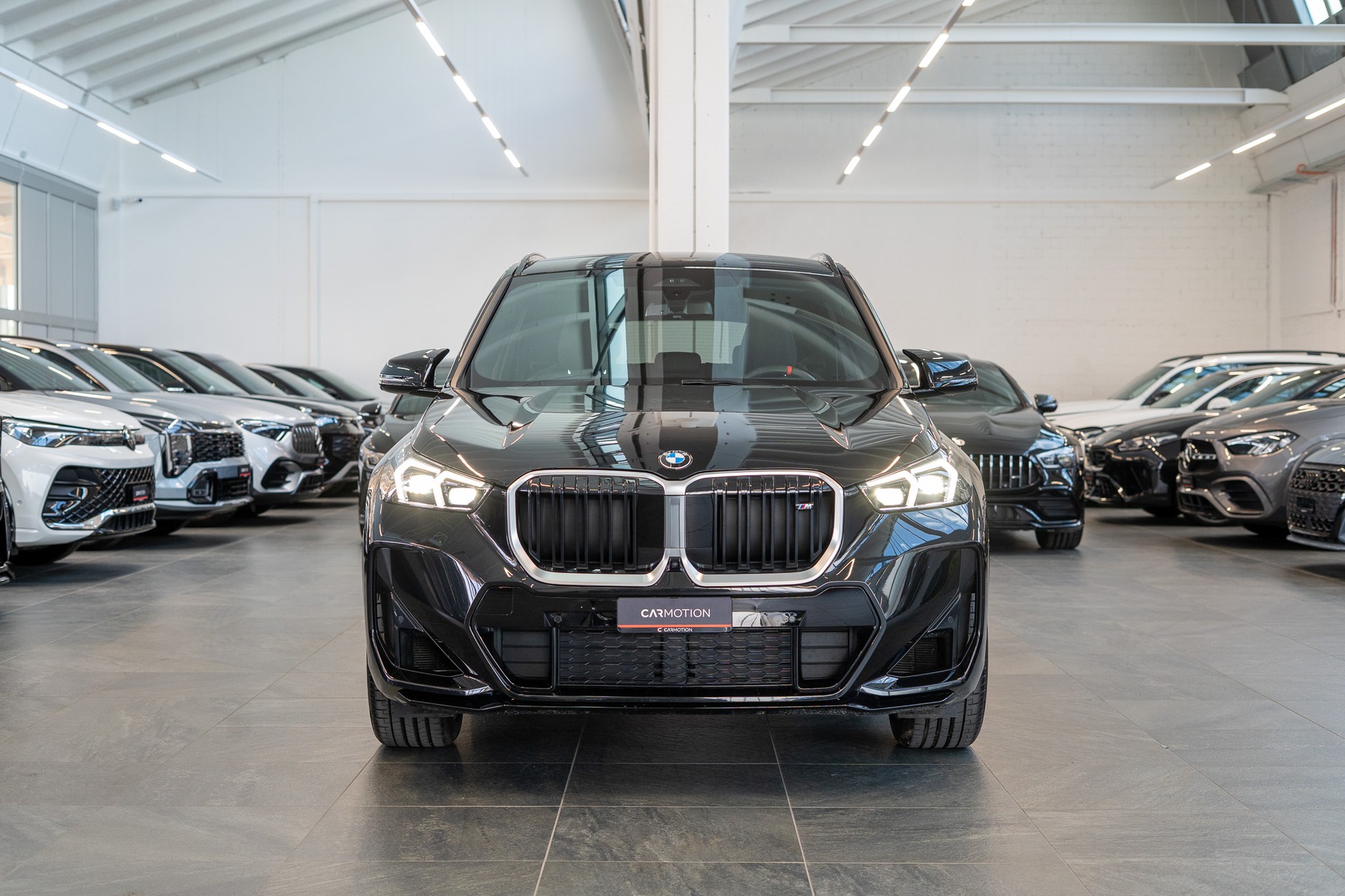 BMW X1 M35i / Head-Up / Harman Kardon / 360° Kamera-showroom-element-1