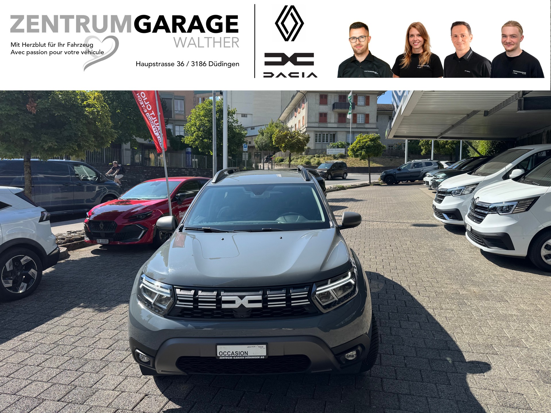 DACIA Duster TCe 150 Journey+ 4x4-image-1