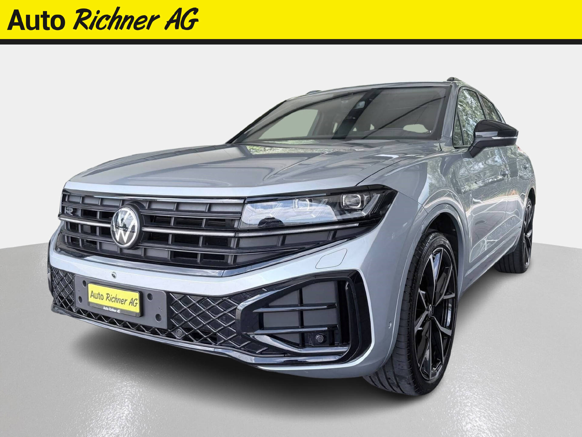VW Touareg 3.0 V6 TDI 286 R-Line-showroom-element-1