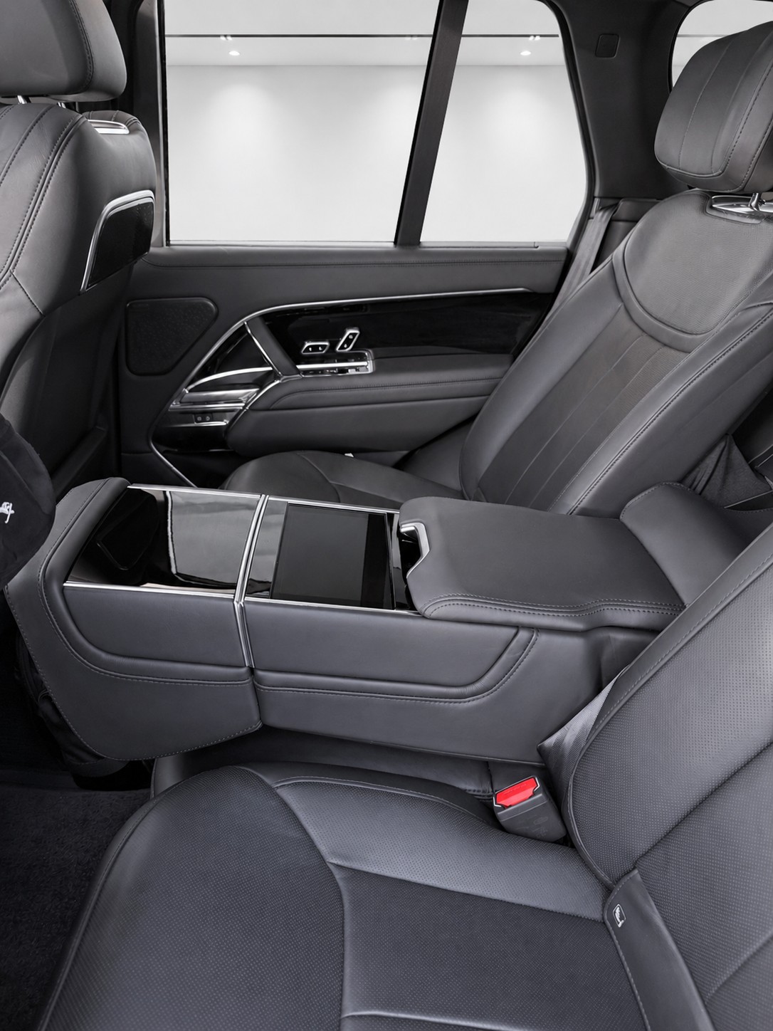 LAND ROVER 4.4 V8 Autobiography-image-5