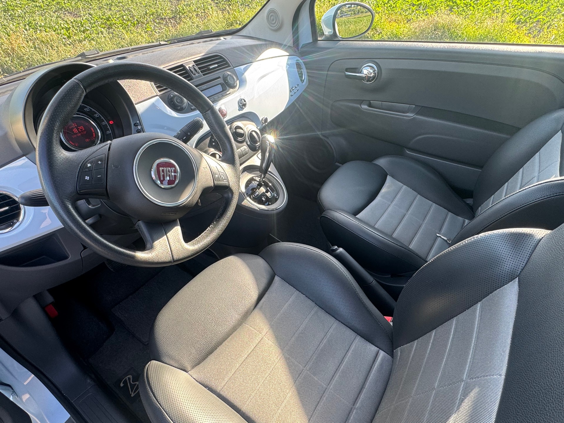 FIAT 500 1.2 Lounge Dualogic-image-9