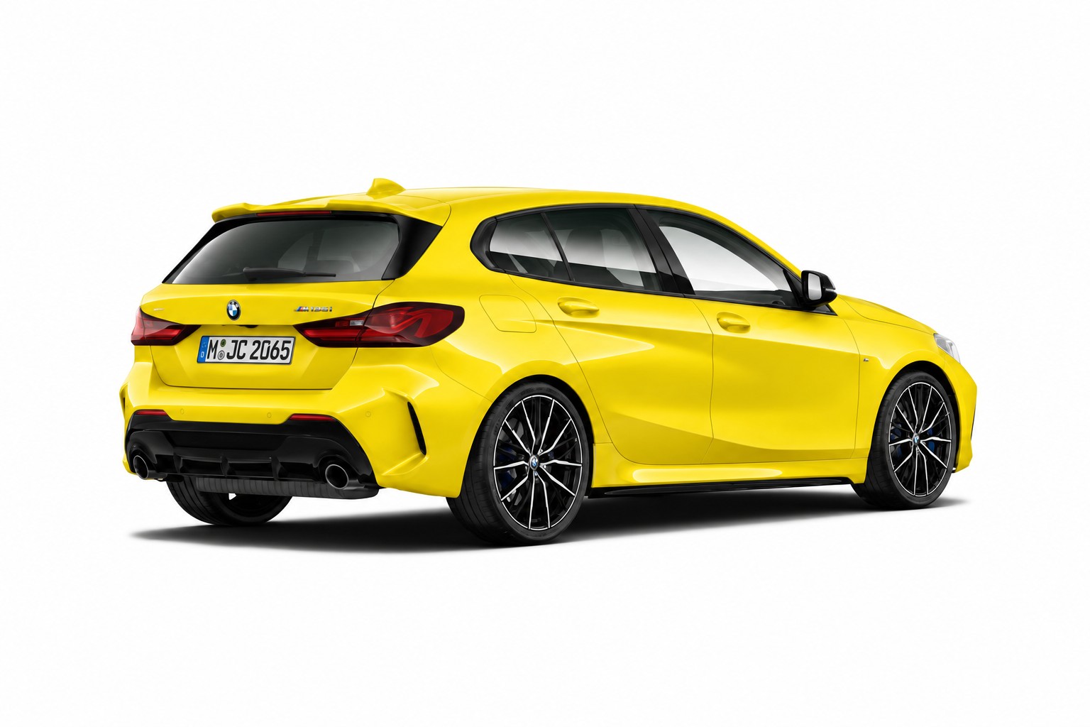 BMW M135i M Performance xDrive F40 (CH)-image-1