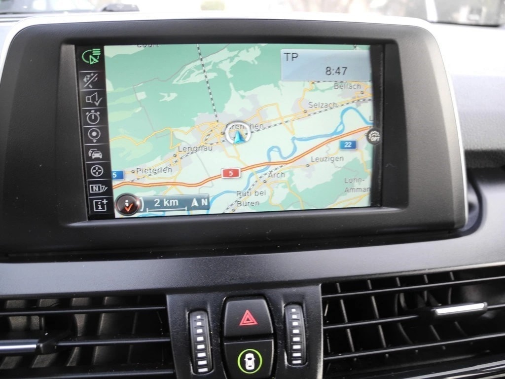 BMW 220d Gran Tourer Steptronic ** Frisch ab MFK and Service **-image-7