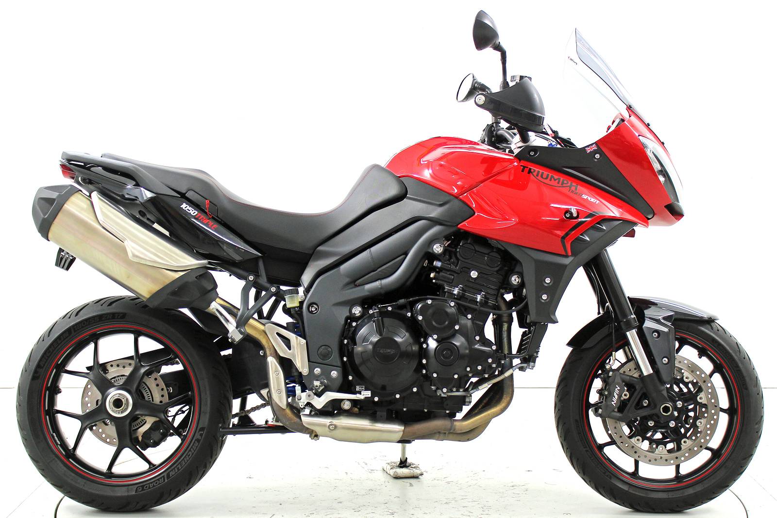 TRIUMPH Tiger 1050 Sport-showroom-element-3
