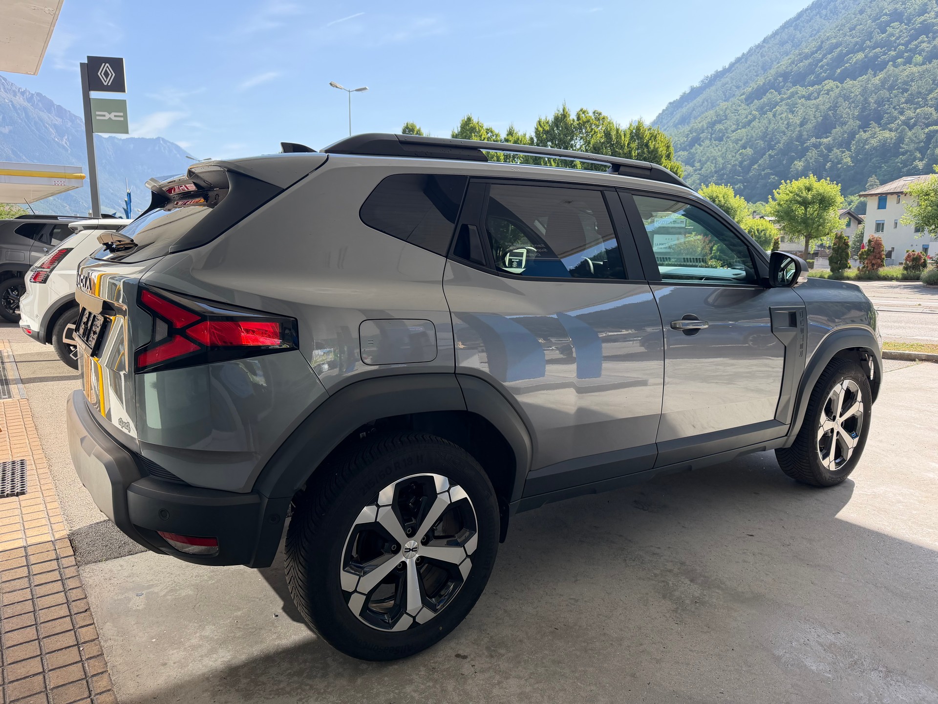 DACIA Duster TCe 130 48V Journey 4x4-image-2